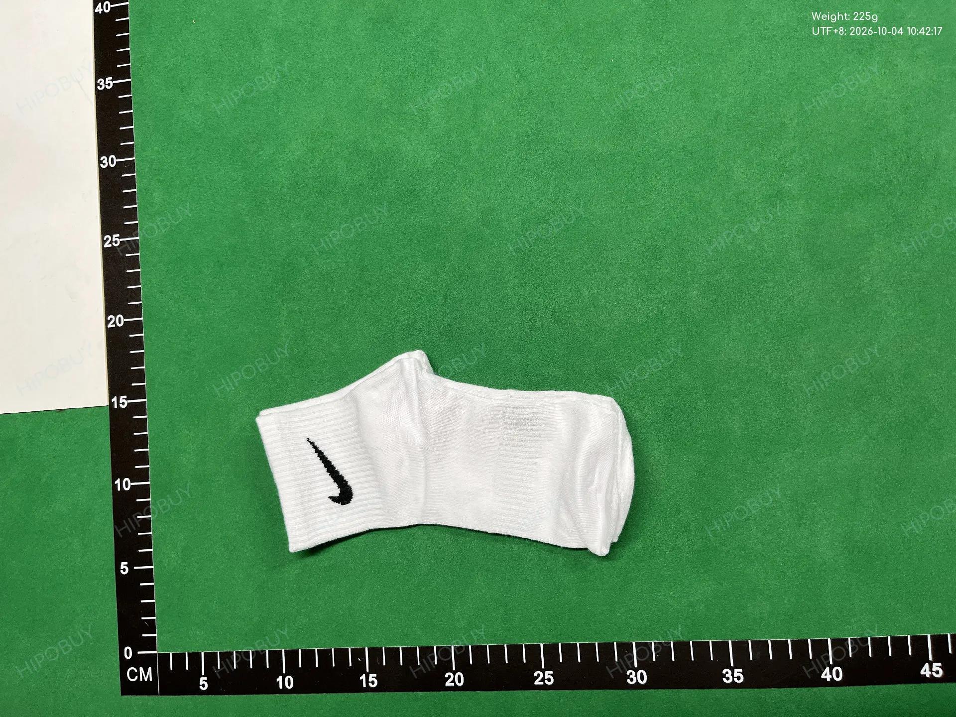Foto QC 4 de Nike Just Do It Crew Socks White Black