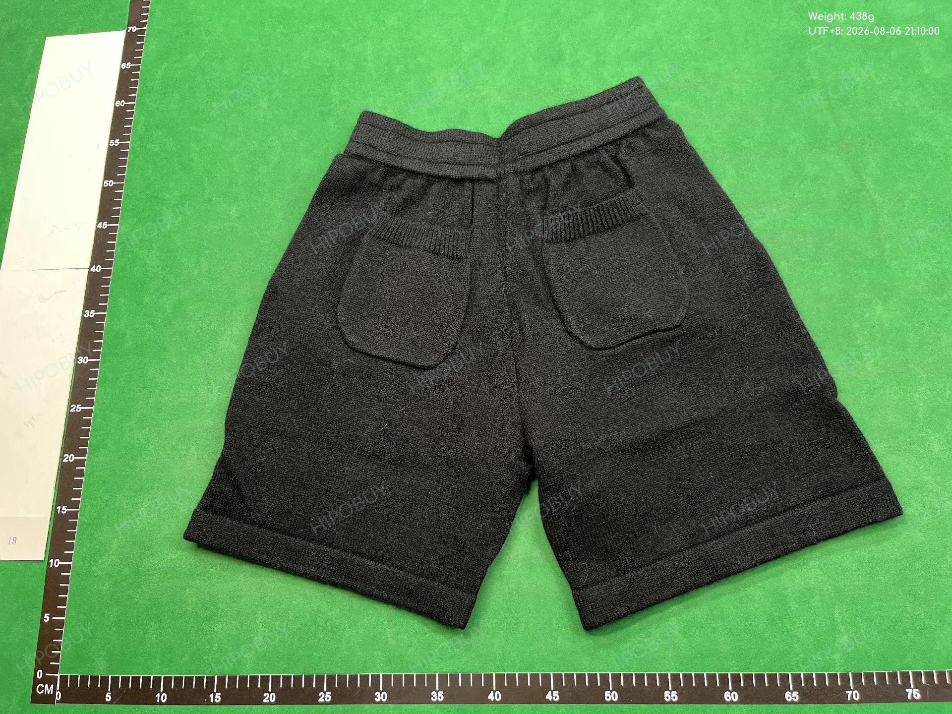 Foto QC 3 de Cole Buxton CB Icon Sweat Shorts Grey