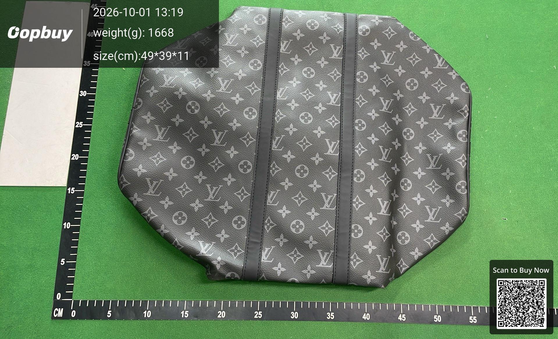 Foto QC 1 de Louis Vuitton Trio Messenger Monogram Eclipse Canvas