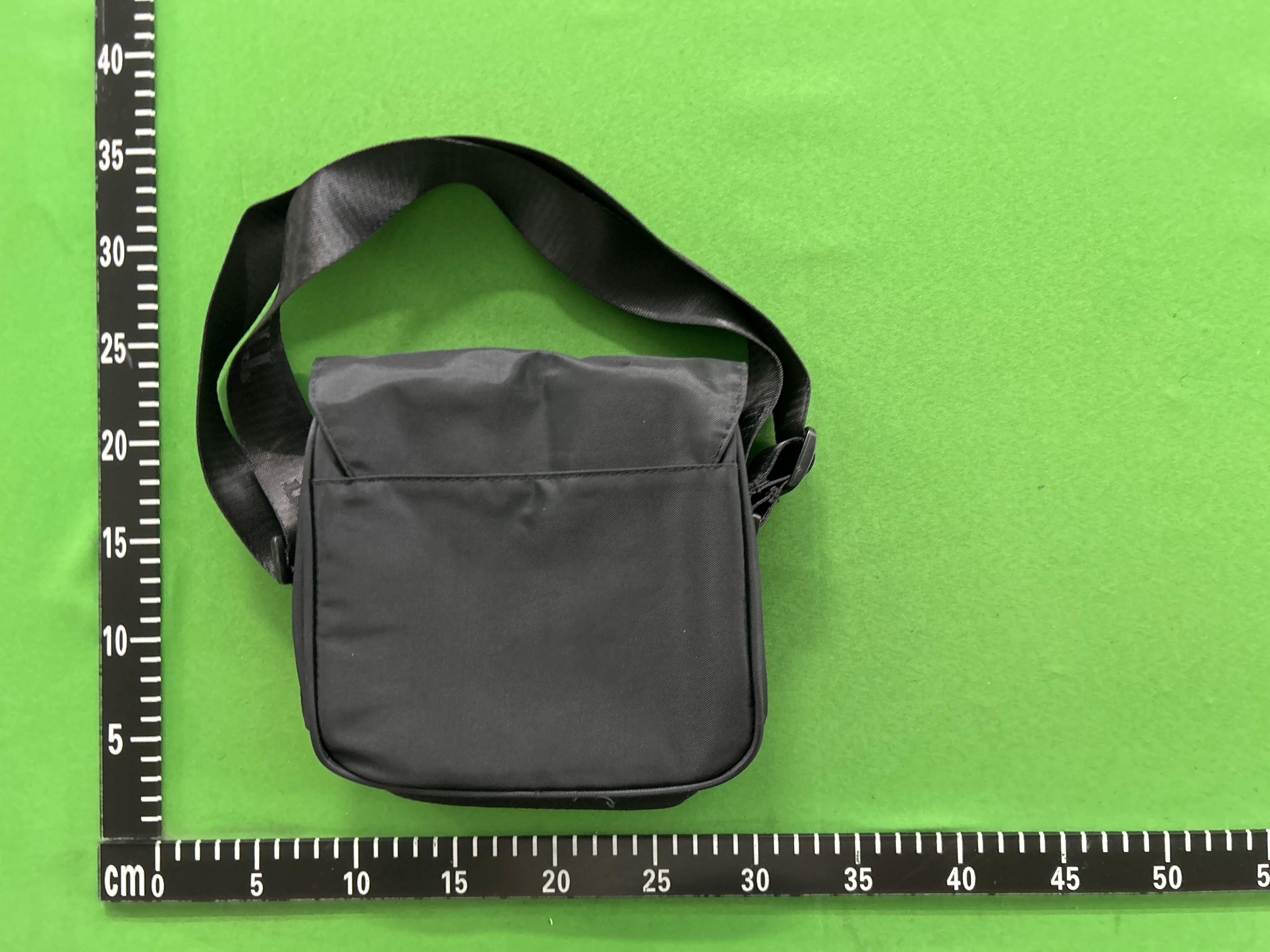 Foto QC 2 de Trapstar Cobra T Bag Black/Black