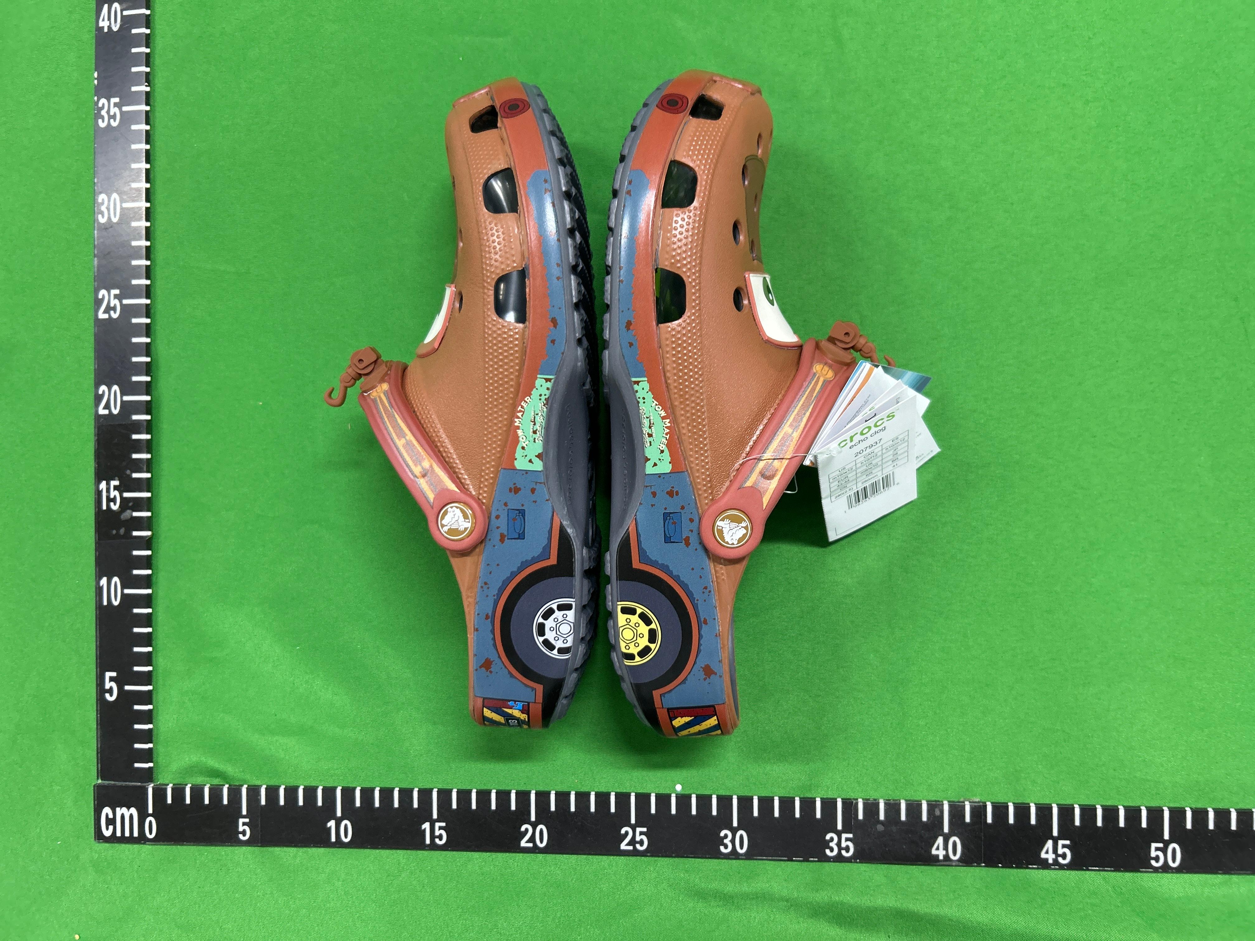 Foto QC 8 de Crocs Classic Clog Foam Disney Pixar Lightning McQueen BB115