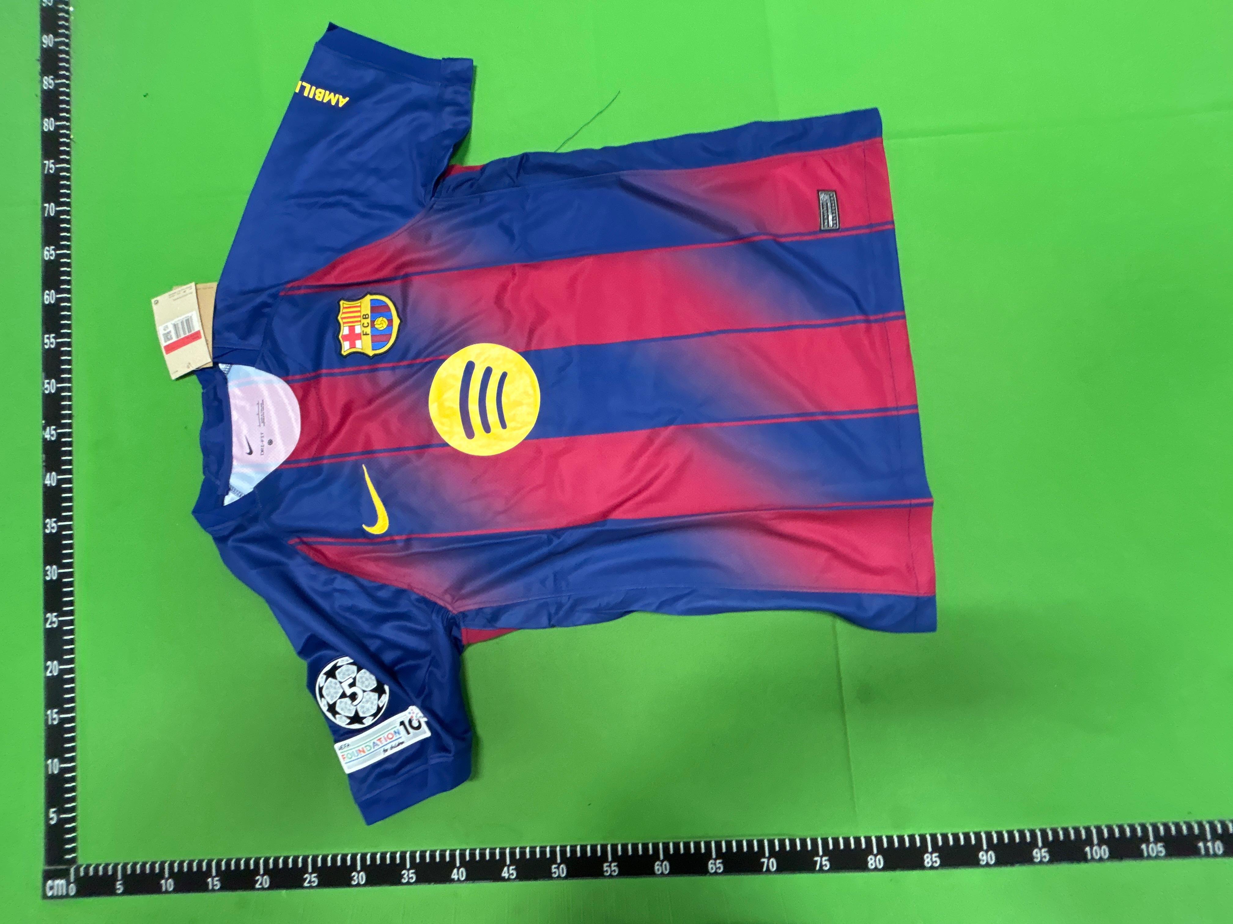 Foto QC 3 de Kobe Bryant x Nike x FC Barcelona 2025/26 Away Rashford #14 Jersey Team Gold