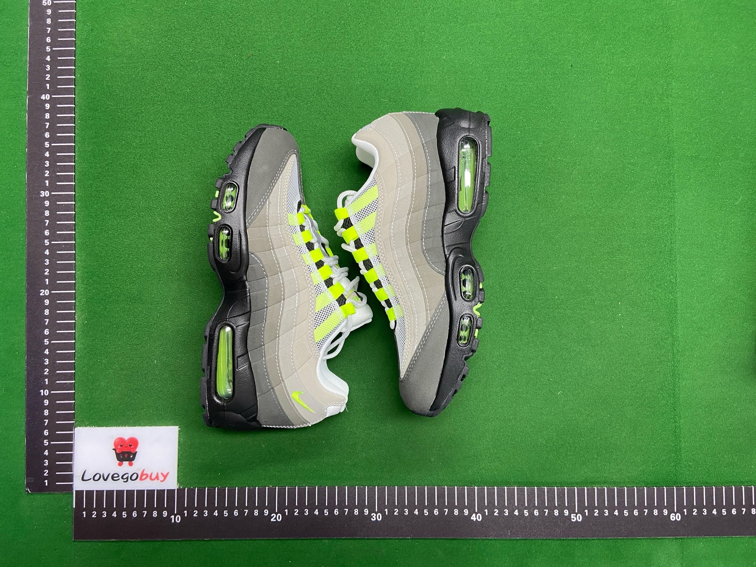 Foto QC 1 de Nike Air Max 95 SE Moving Company Hemp Stadium Green DV2621-200