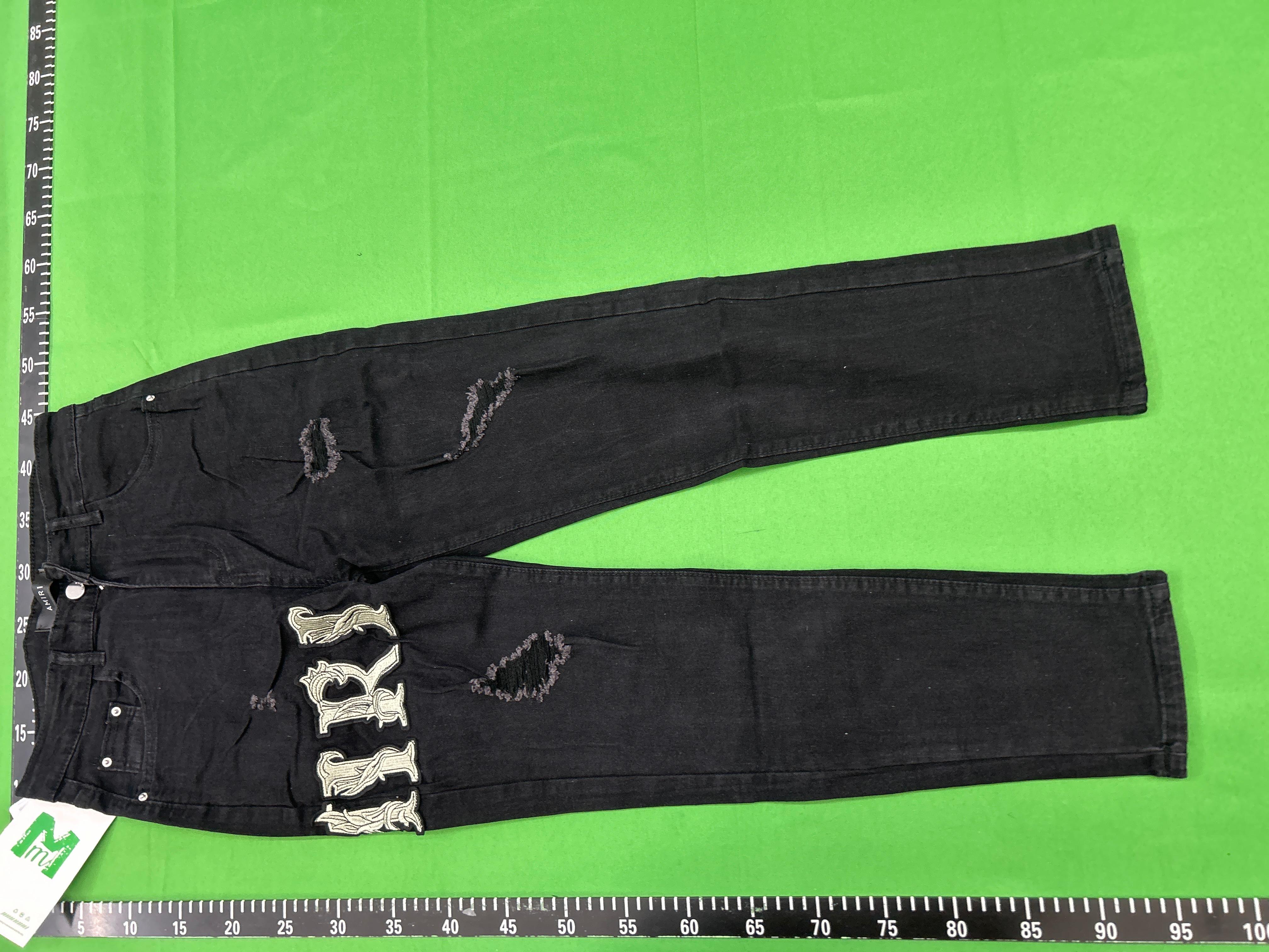 Foto QC 2 de Other Jeans Slim Fit Distressed Patchwork Embroidered Black