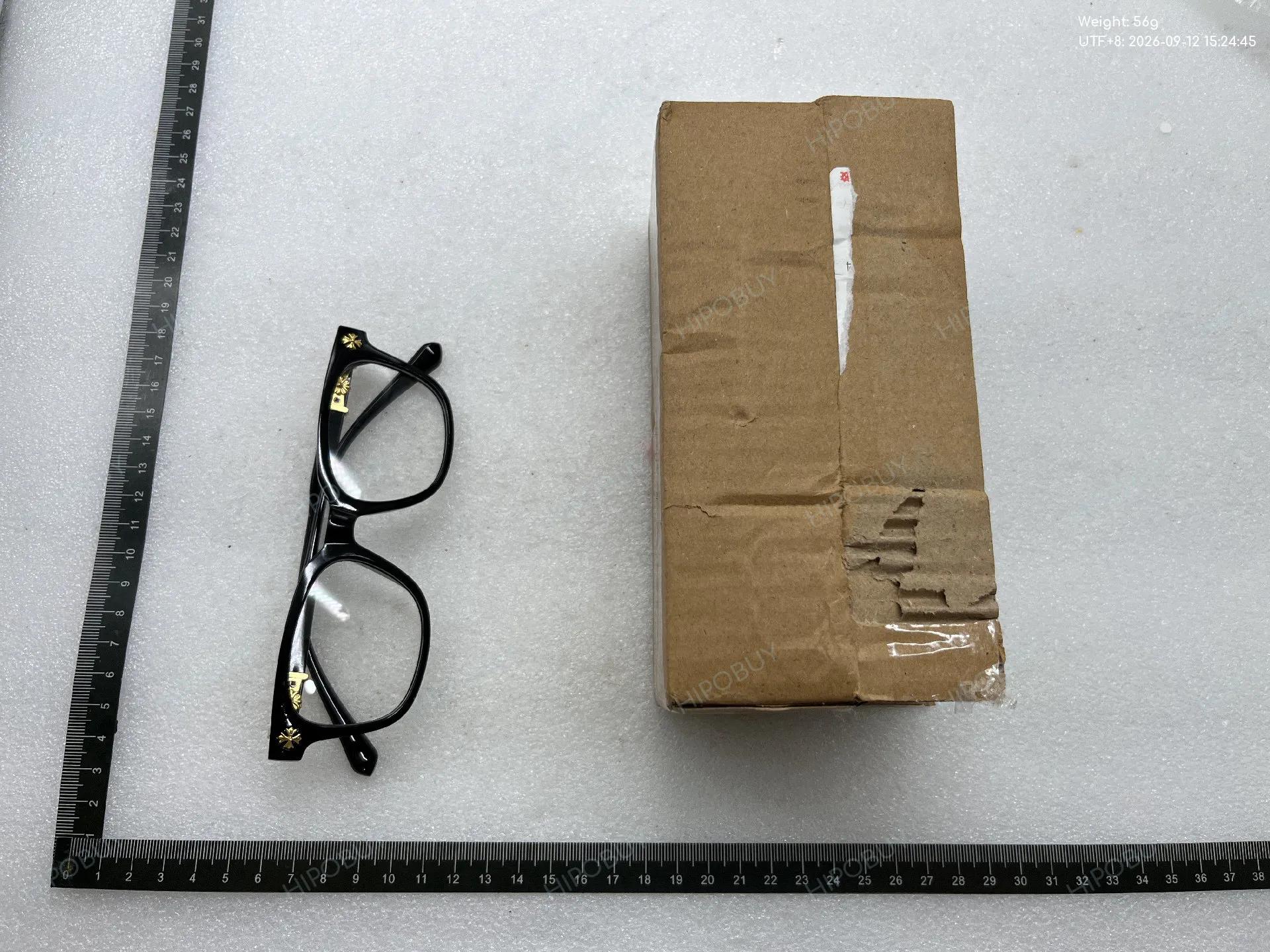 Foto QC 6 de Generic Square-Frame Polycarbonate Eyeglasses Black Gold (2026)