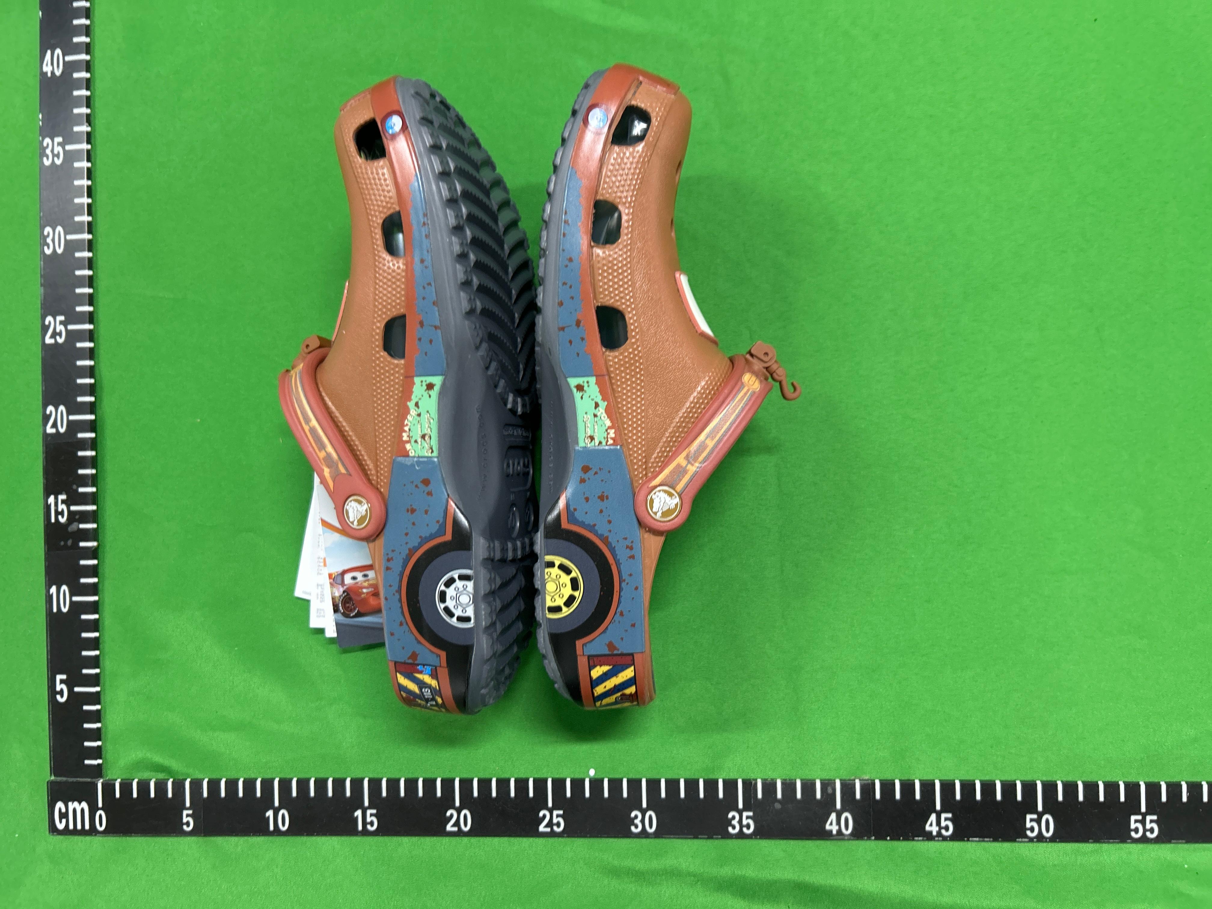 Foto QC 7 de Crocs Classic Clog Foam Disney Pixar Lightning McQueen BB115