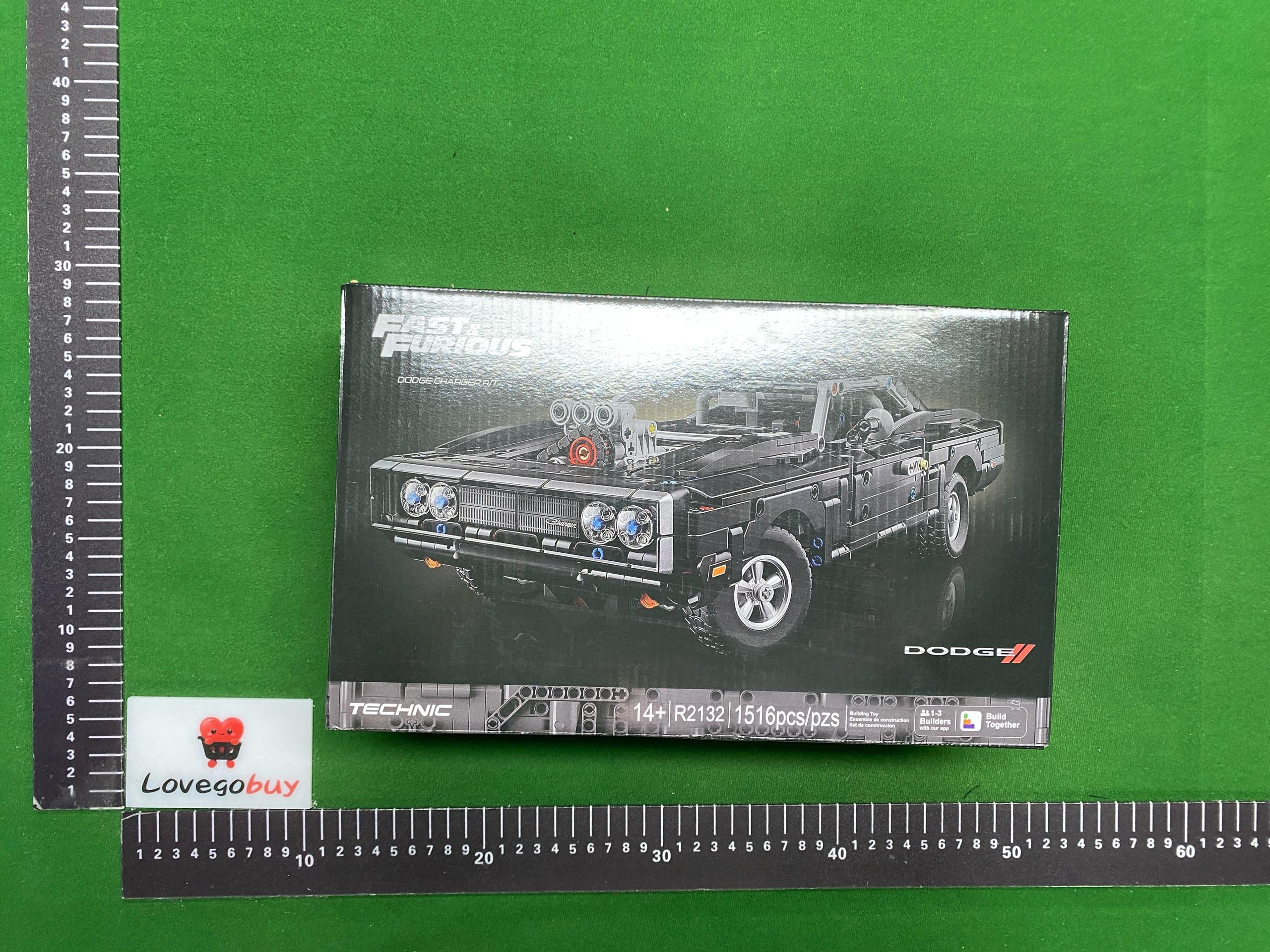 Foto QC 1 de LEGO Fast and Furious Technic Dodge Charger R/T Plastic Figure
