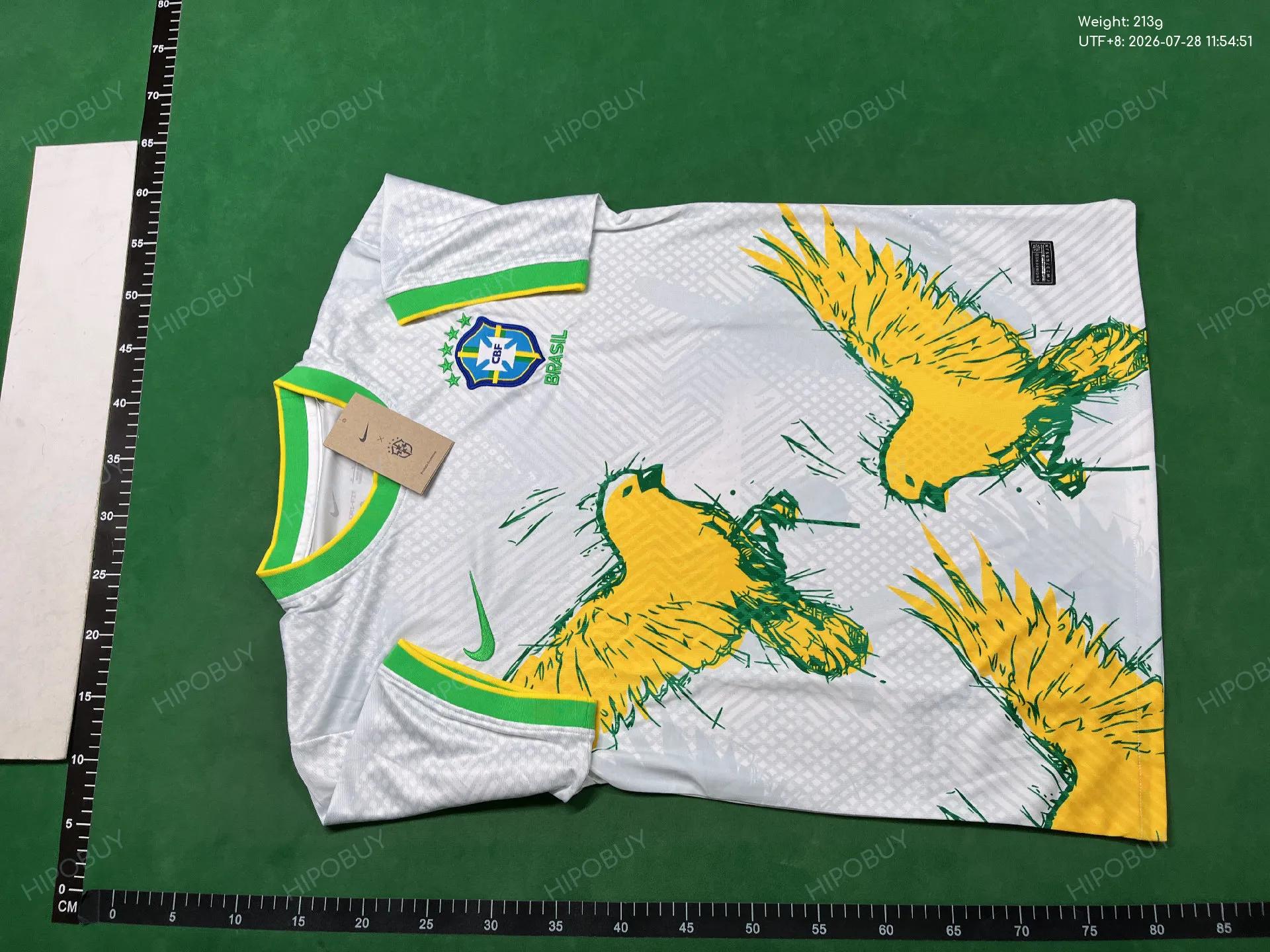 Foto QC 6 de Nike x Brasil 2023/24 Christ the Redeemer Graphic Jersey Black/Multicolor