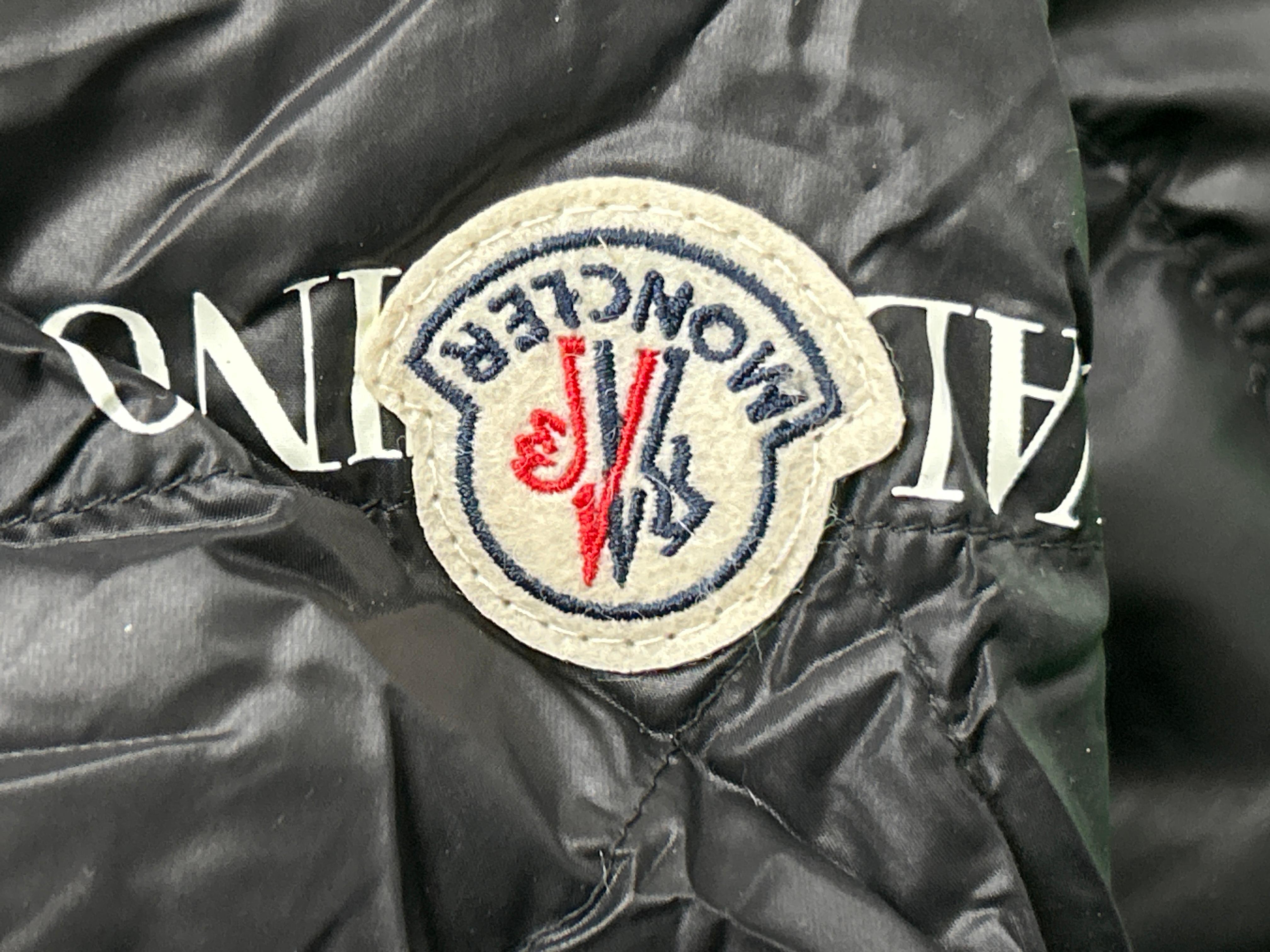 Foto QC 2 de Valentino Moncler VLogo Puffer Jacket Down Black White