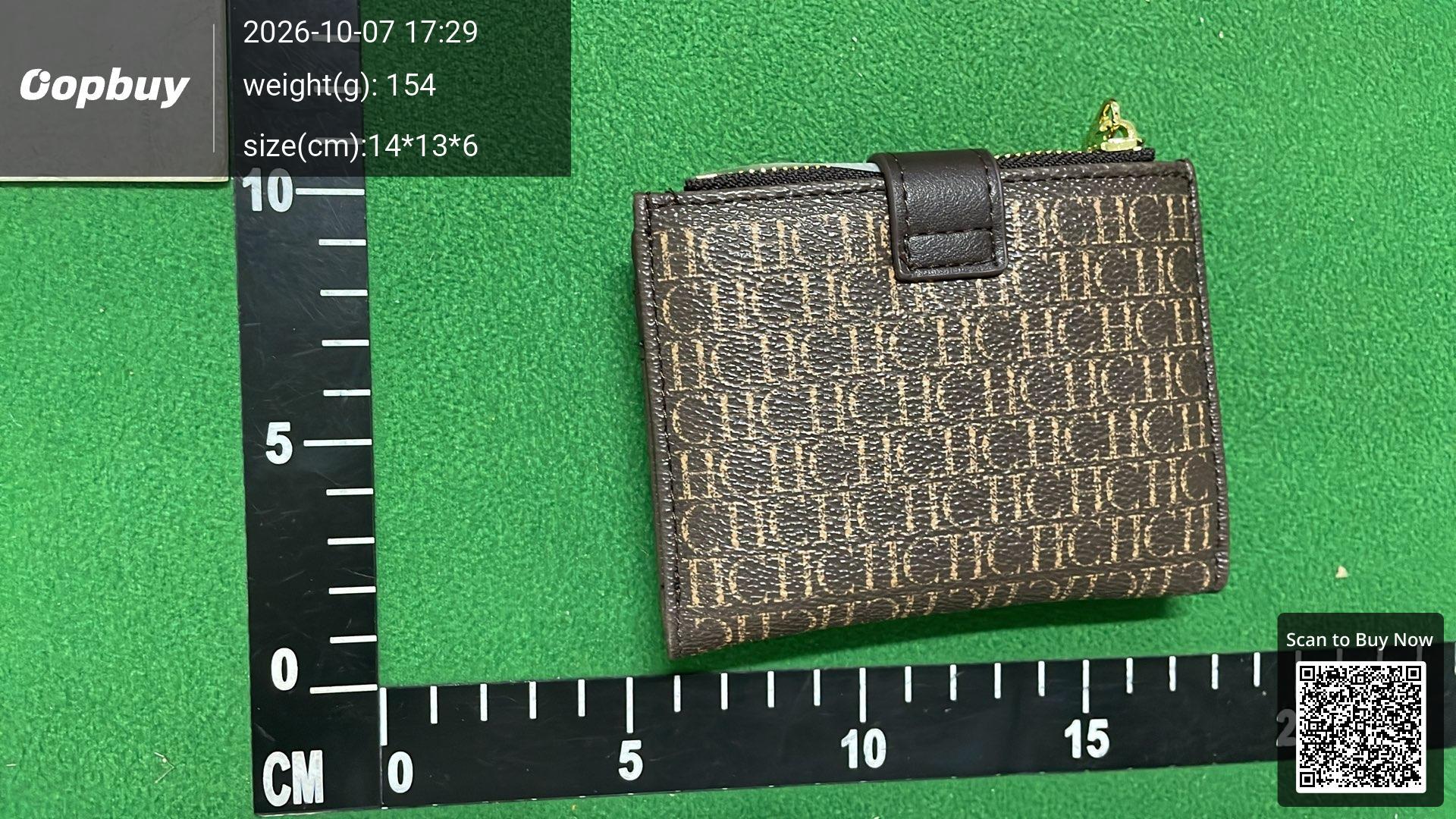 Foto QC 8 de Carolina Herrera Monogram Compact Wallet Embossed Leather Burgundy