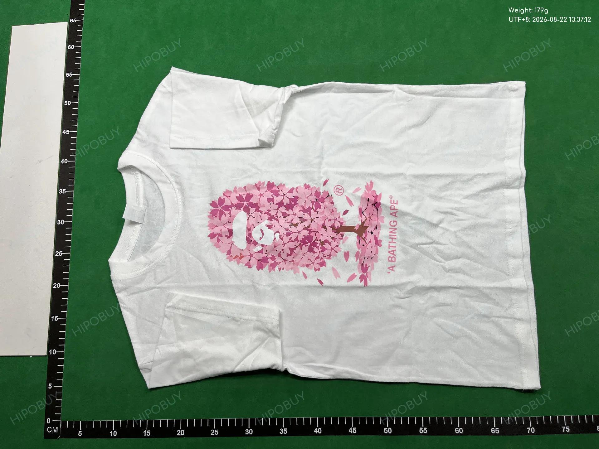 Foto QC 2 de BAPE T-shirt Graffiti Logo White