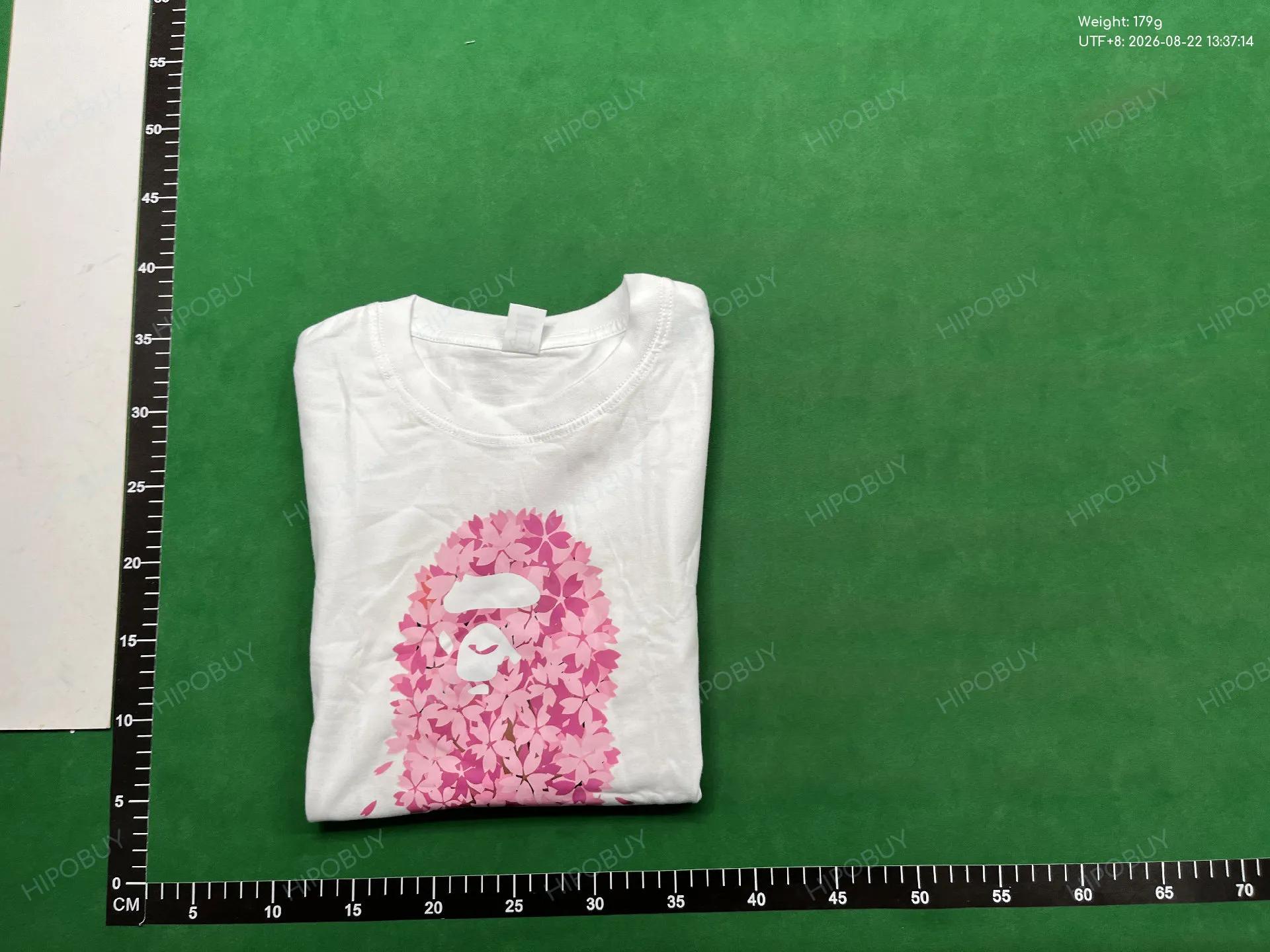 Foto QC 4 de BAPE T-shirt Graffiti Logo White
