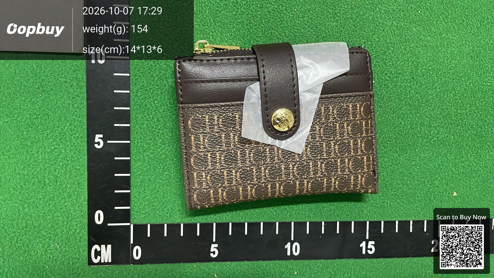 Foto QC 7 de Carolina Herrera Monogram Compact Wallet Embossed Leather Burgundy