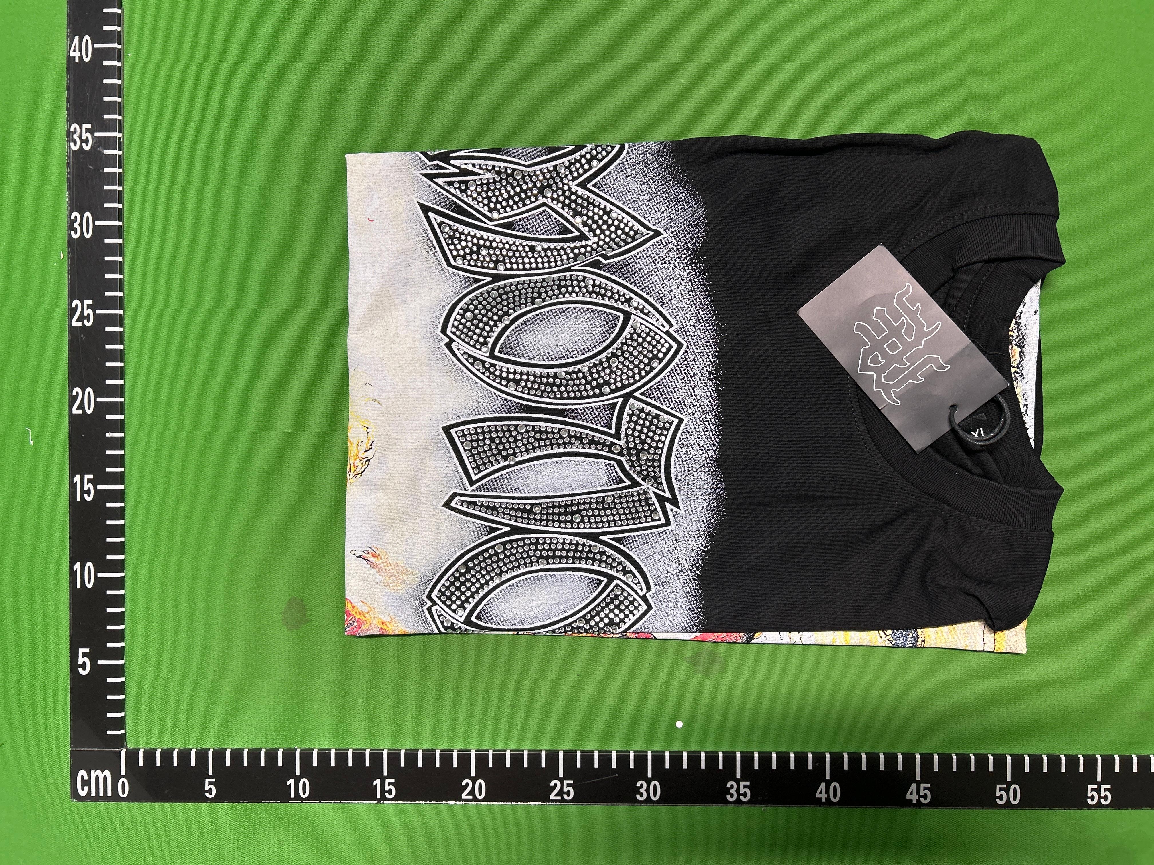 Foto QC 1 de Other Life Hustlers Rhinestone Blindfold Angel T-shirt Black