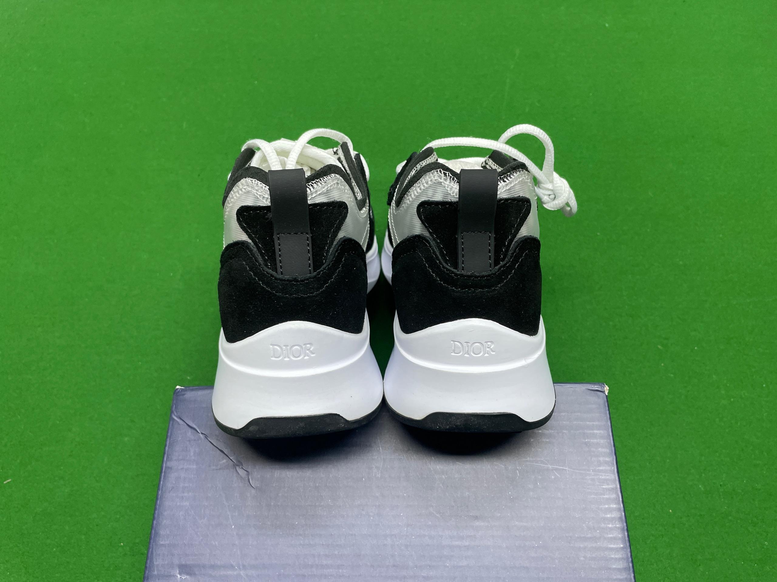 Foto QC 8 de Dior B25 Low Black White Oblique