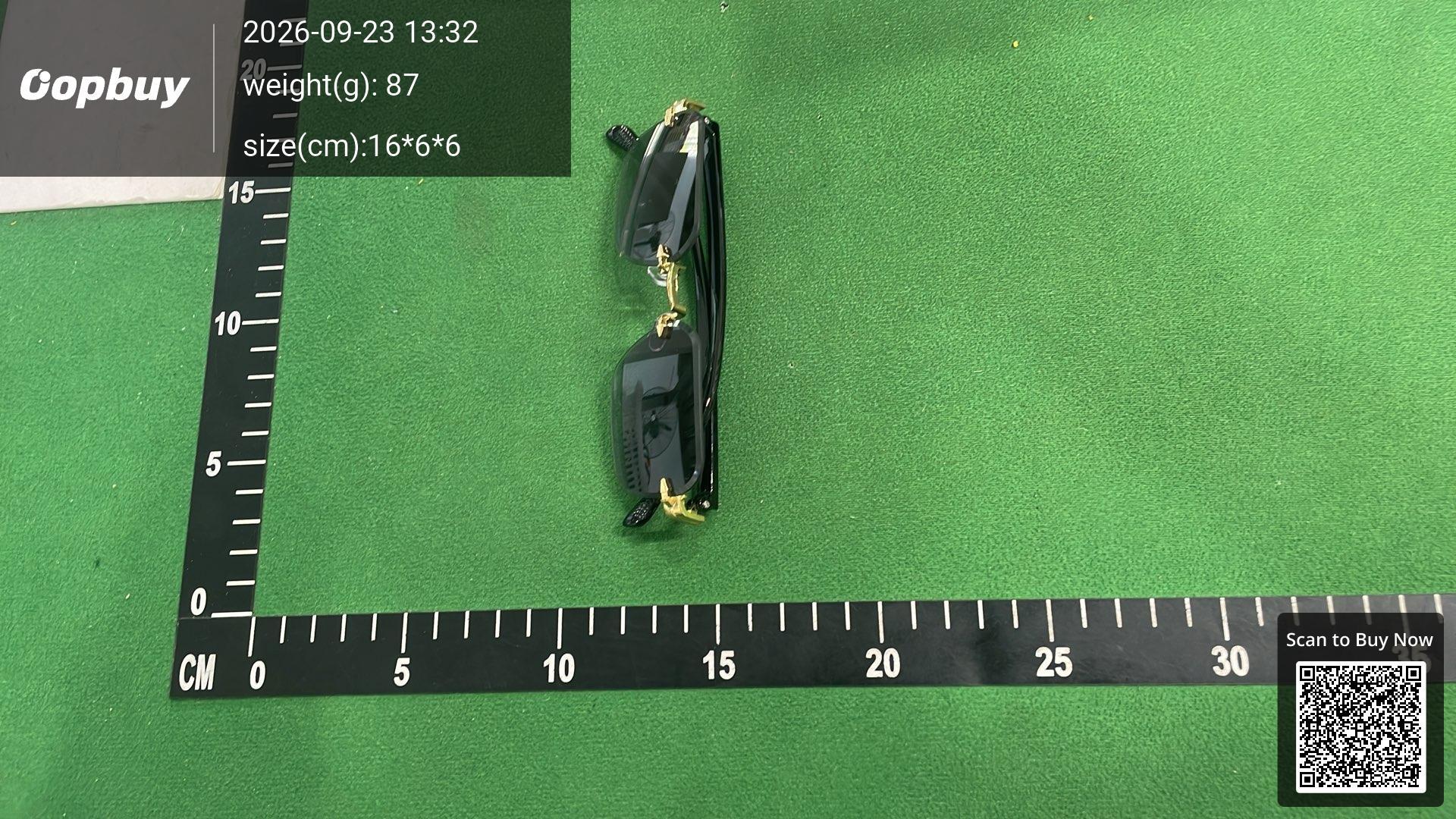 Foto QC 3 de Other Rectangle Cut-Edge Metal Acetate Sunglasses Gold Black Purple Gradient