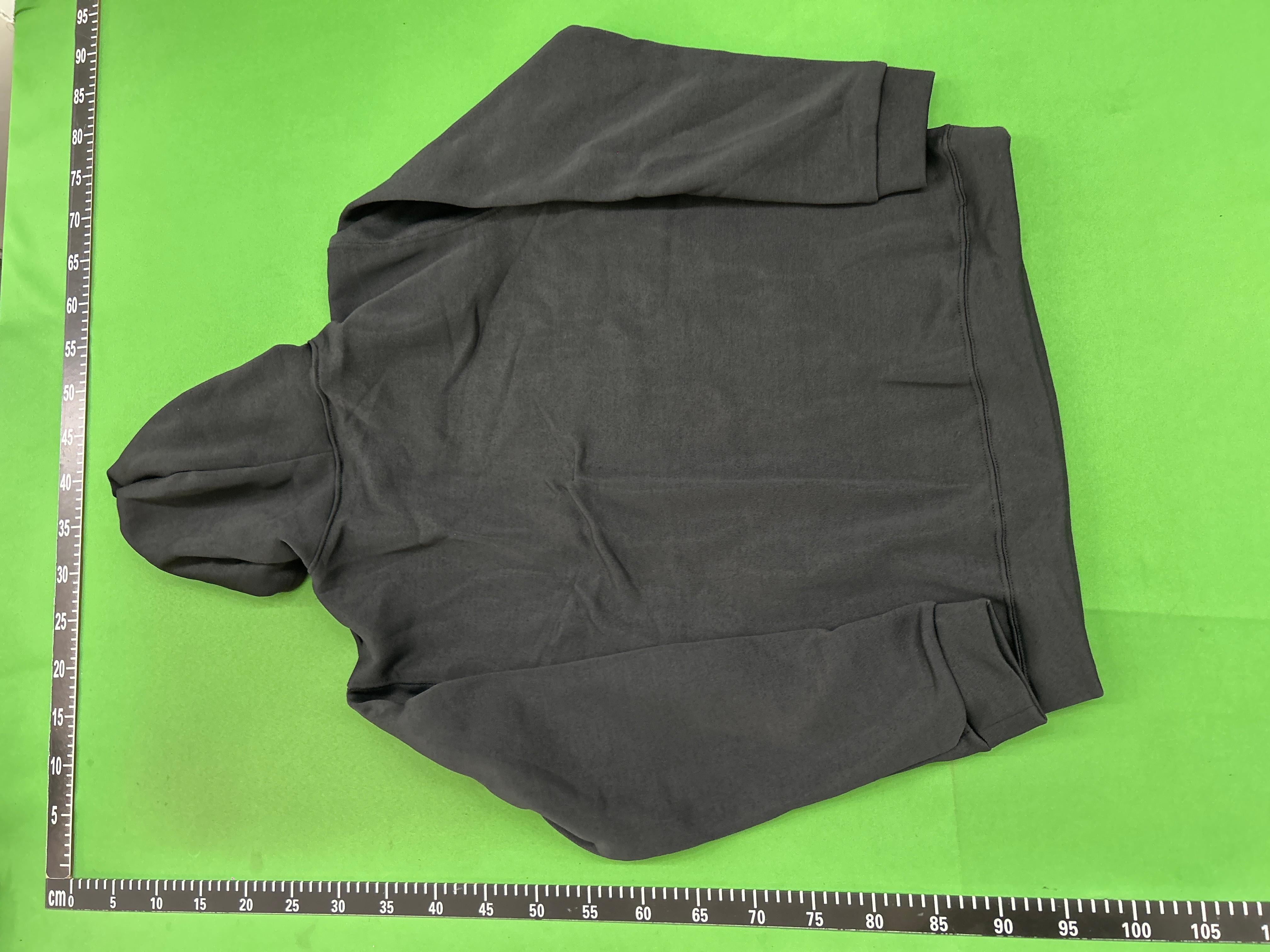 Foto QC 1 de Alo Yoga Accolade Hooded Sweater Black