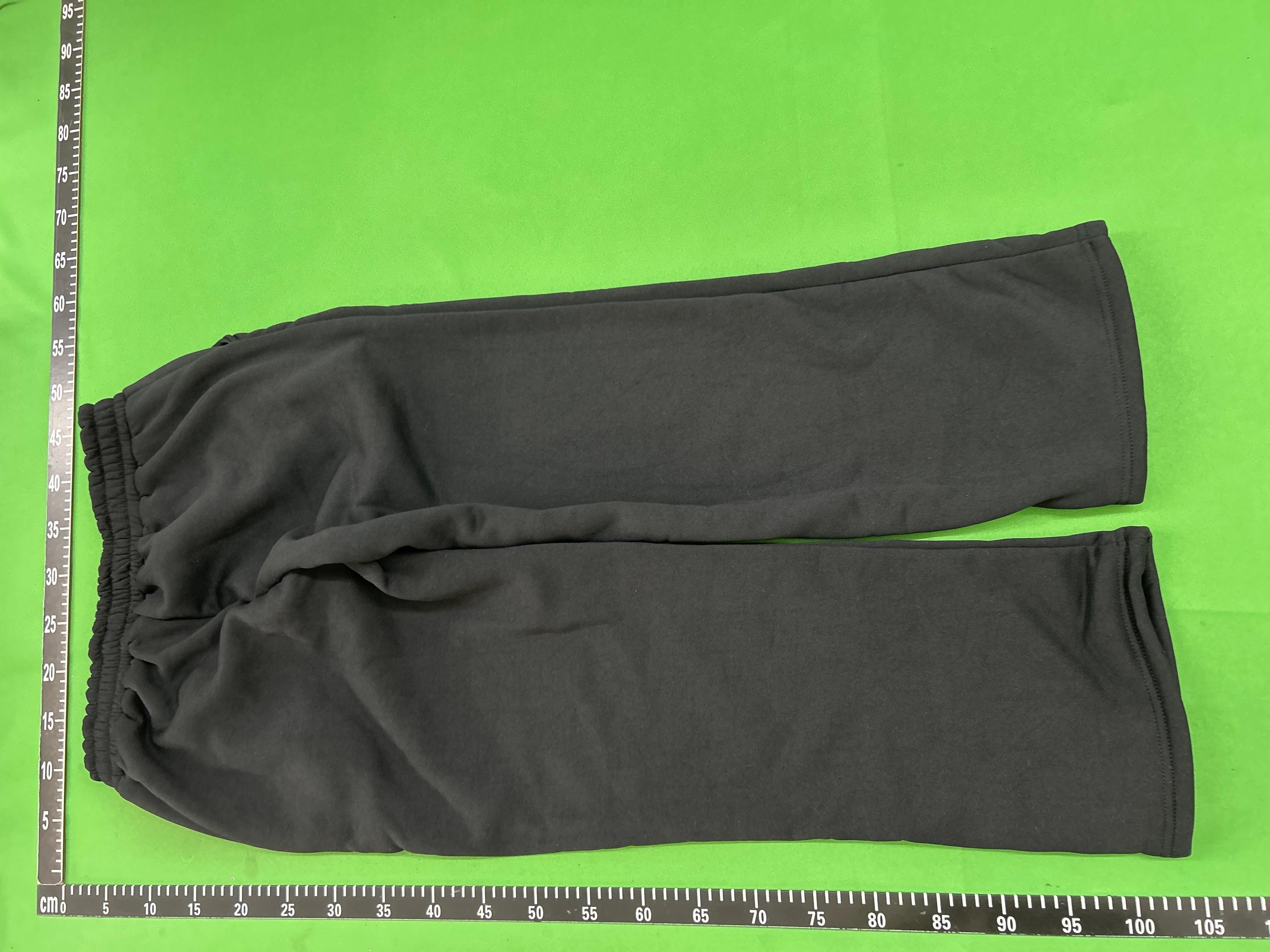 Foto QC 3 de Alo Yoga Accolade Hooded Sweater Black