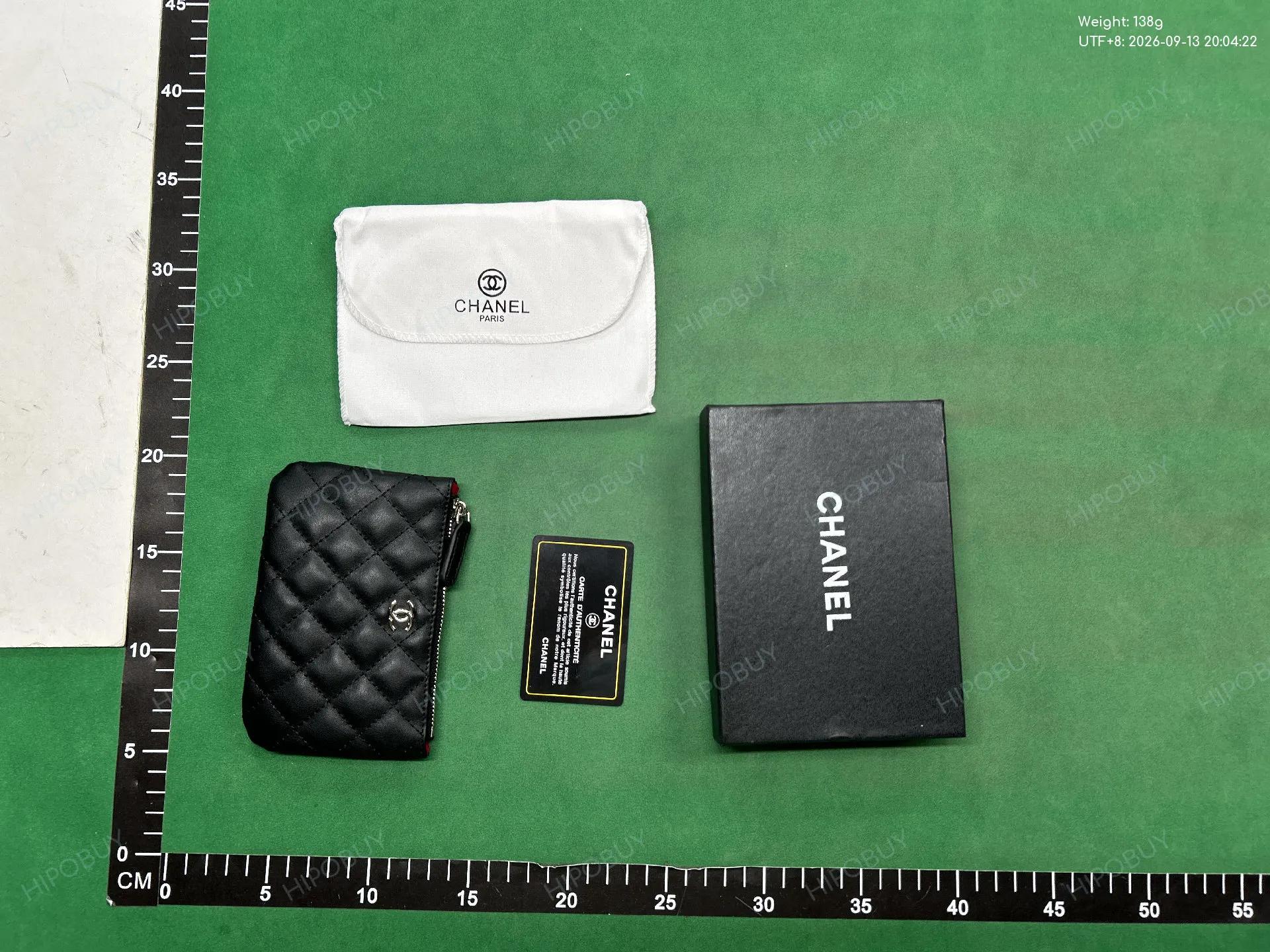 Foto QC 3 de Chanel CC Charm Classic Zipped Coin Purse Quilted Grained Calfskin Black