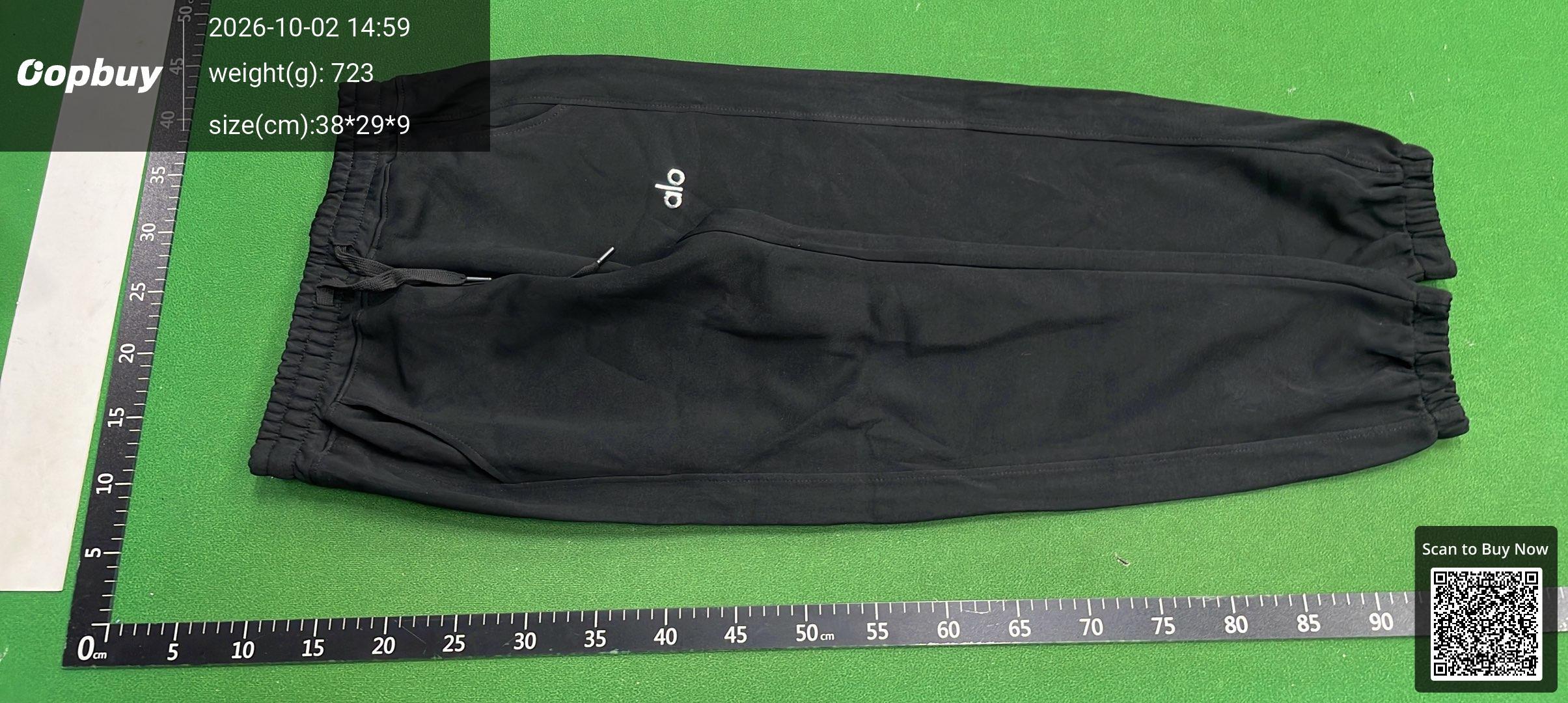 Foto QC 4 de Alo Yoga Sweater Hooded Burgundy