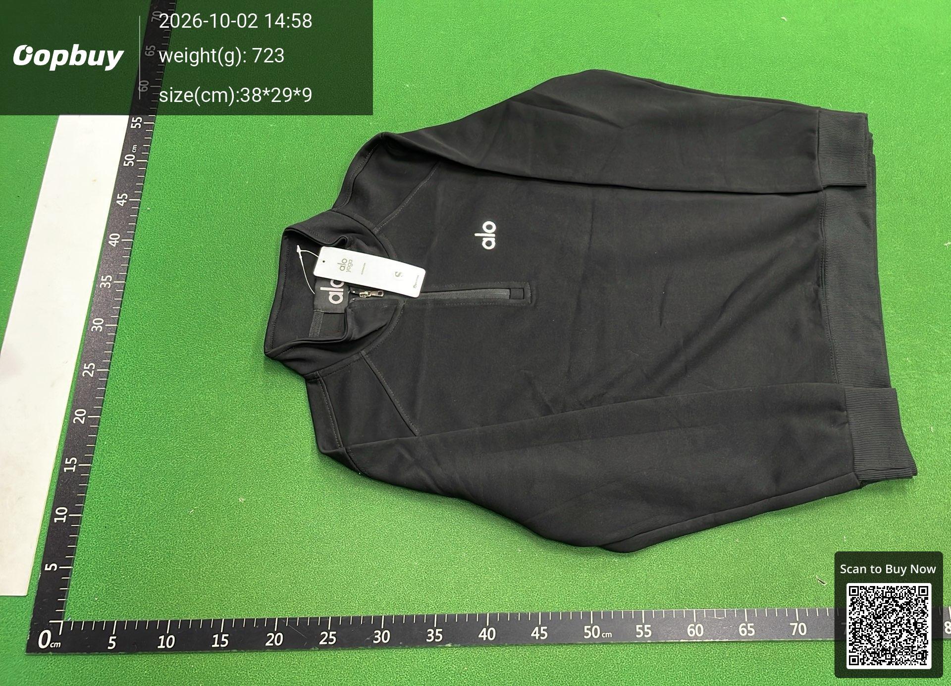 Foto QC 2 de Alo Yoga Sweater Hooded Burgundy
