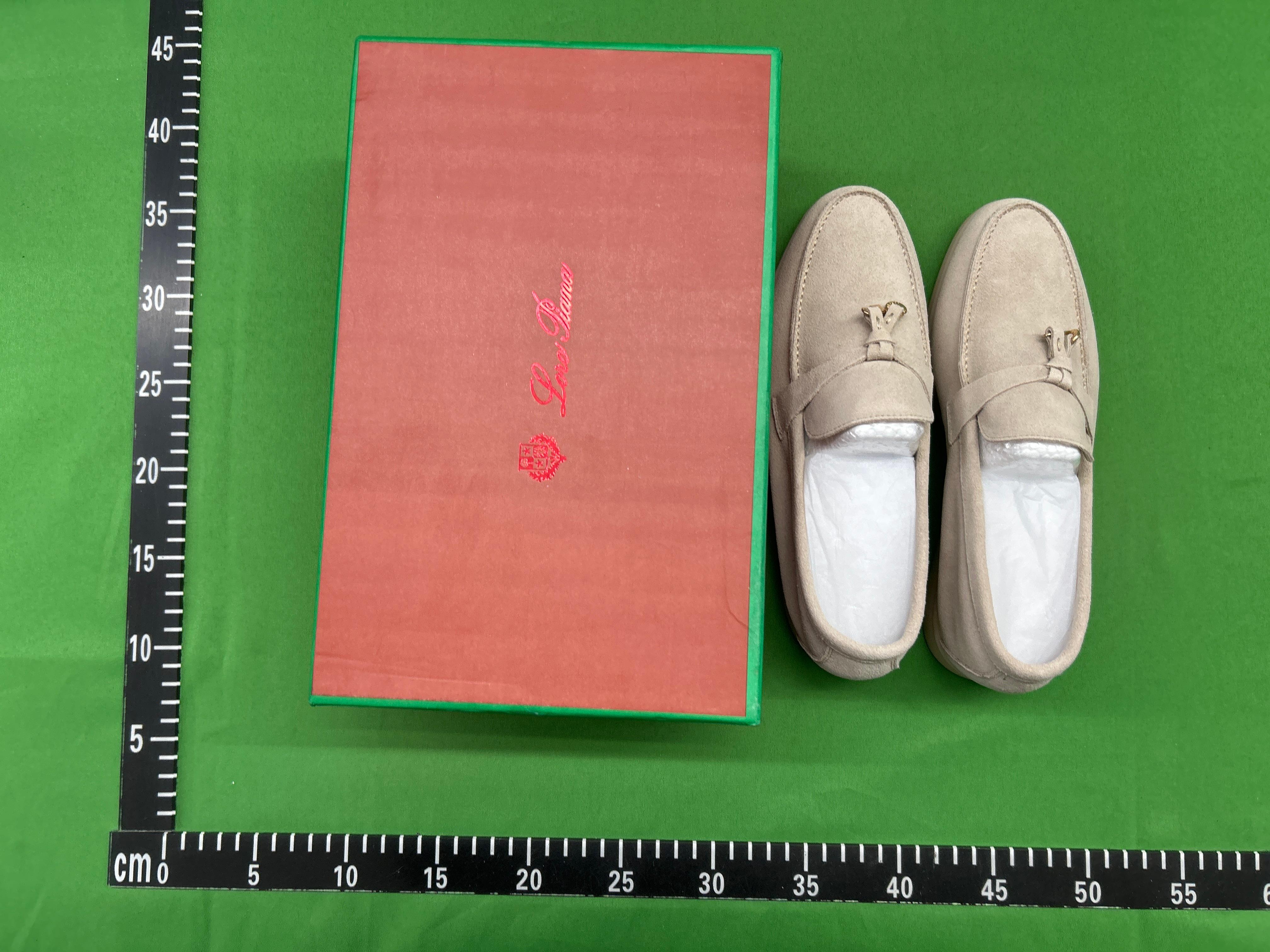 Foto QC 2 de Other Loafers Leather Soft Sole Charms