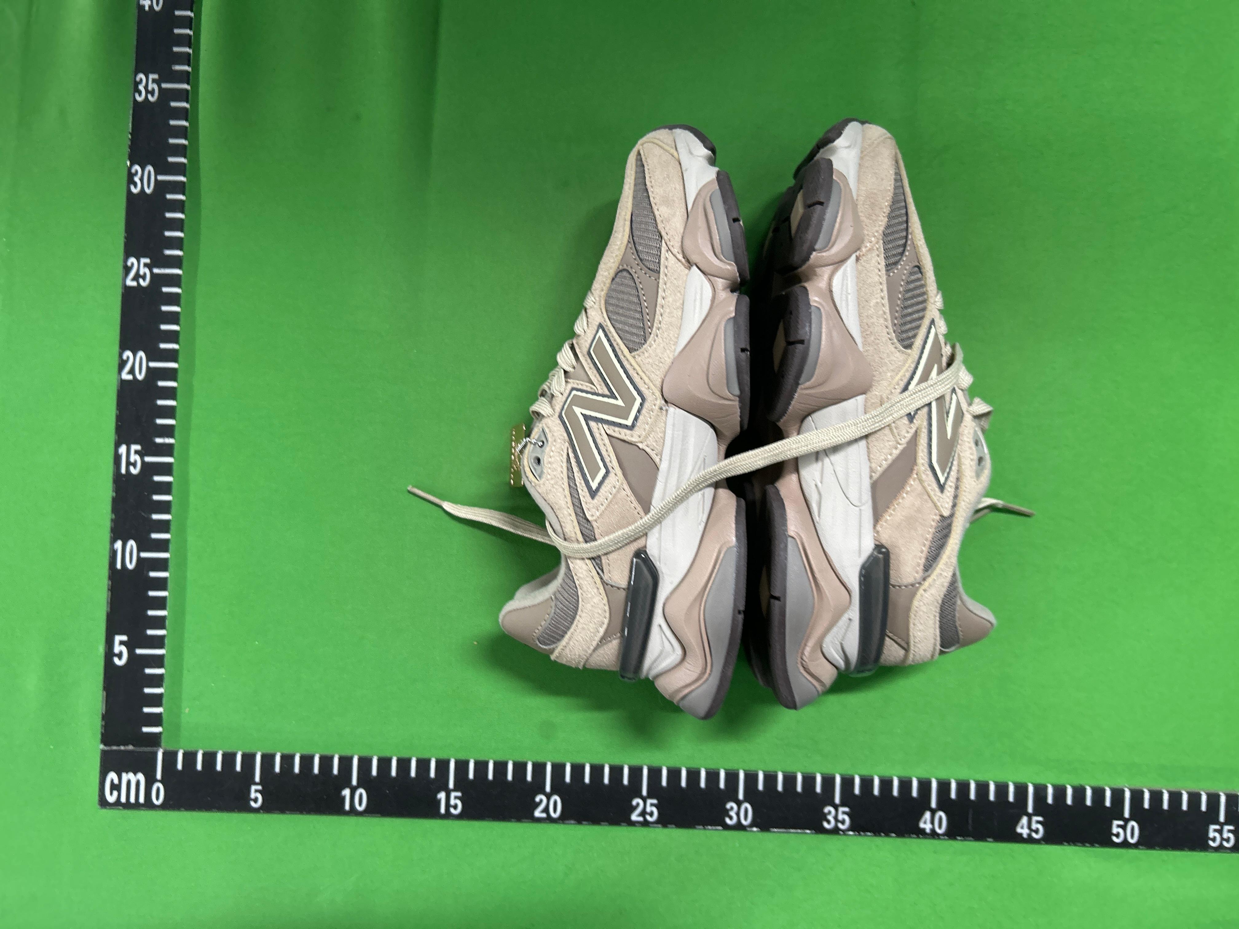 Foto QC 5 de New Balance 9060 Bricks & Wood Nothing Changed but the Address U9060BW1