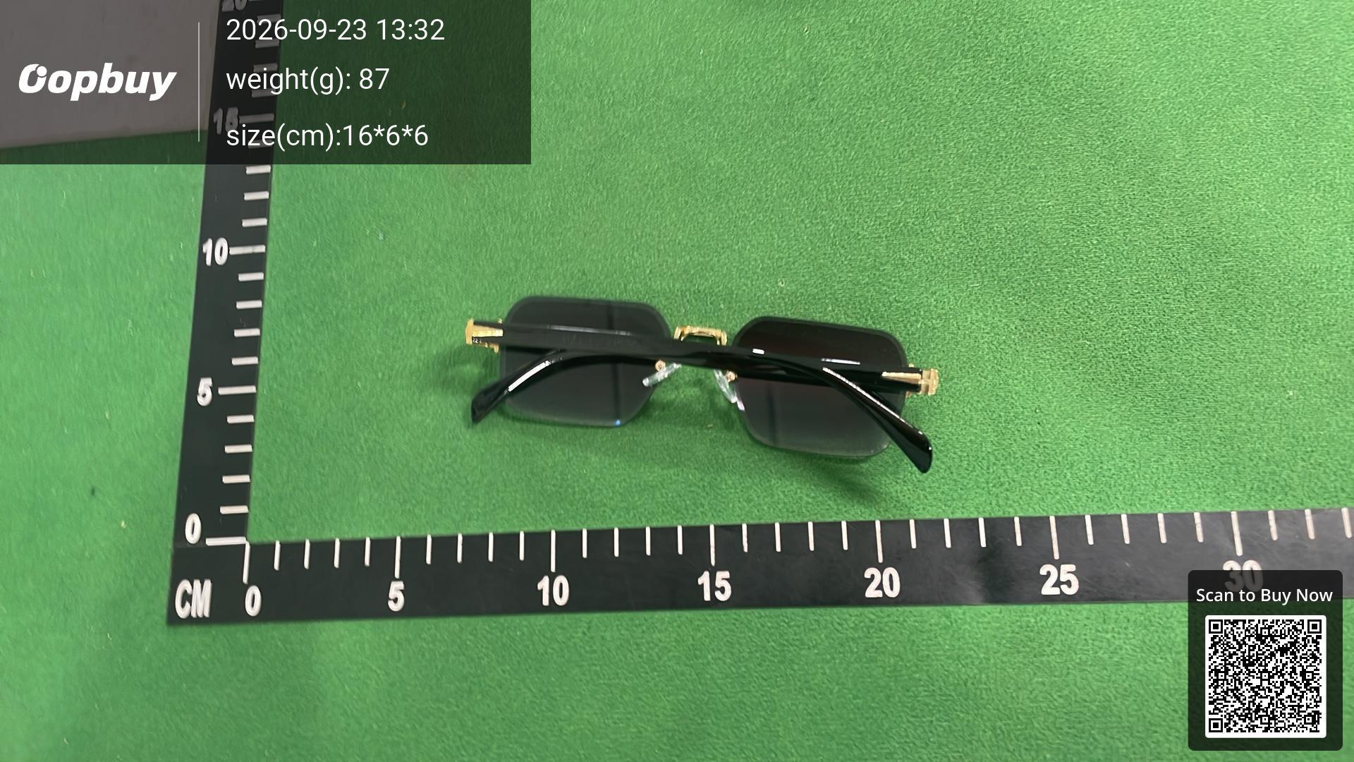 Foto QC 2 de Other Rectangle Cut-Edge Metal Acetate Sunglasses Gold Black Purple Gradient