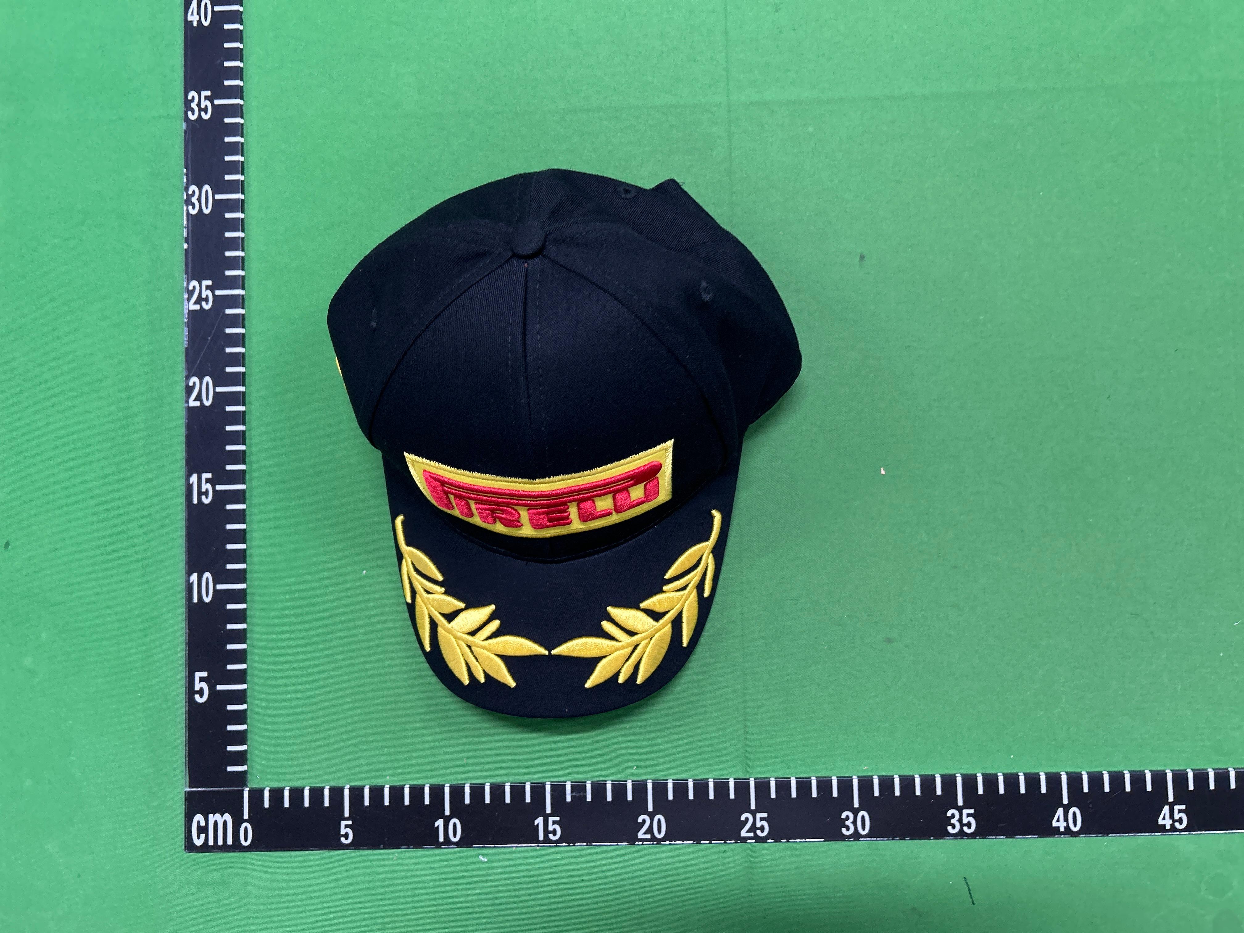 Foto QC 4 de KTM Red Bull Racing Team Corduroy Cap White Red