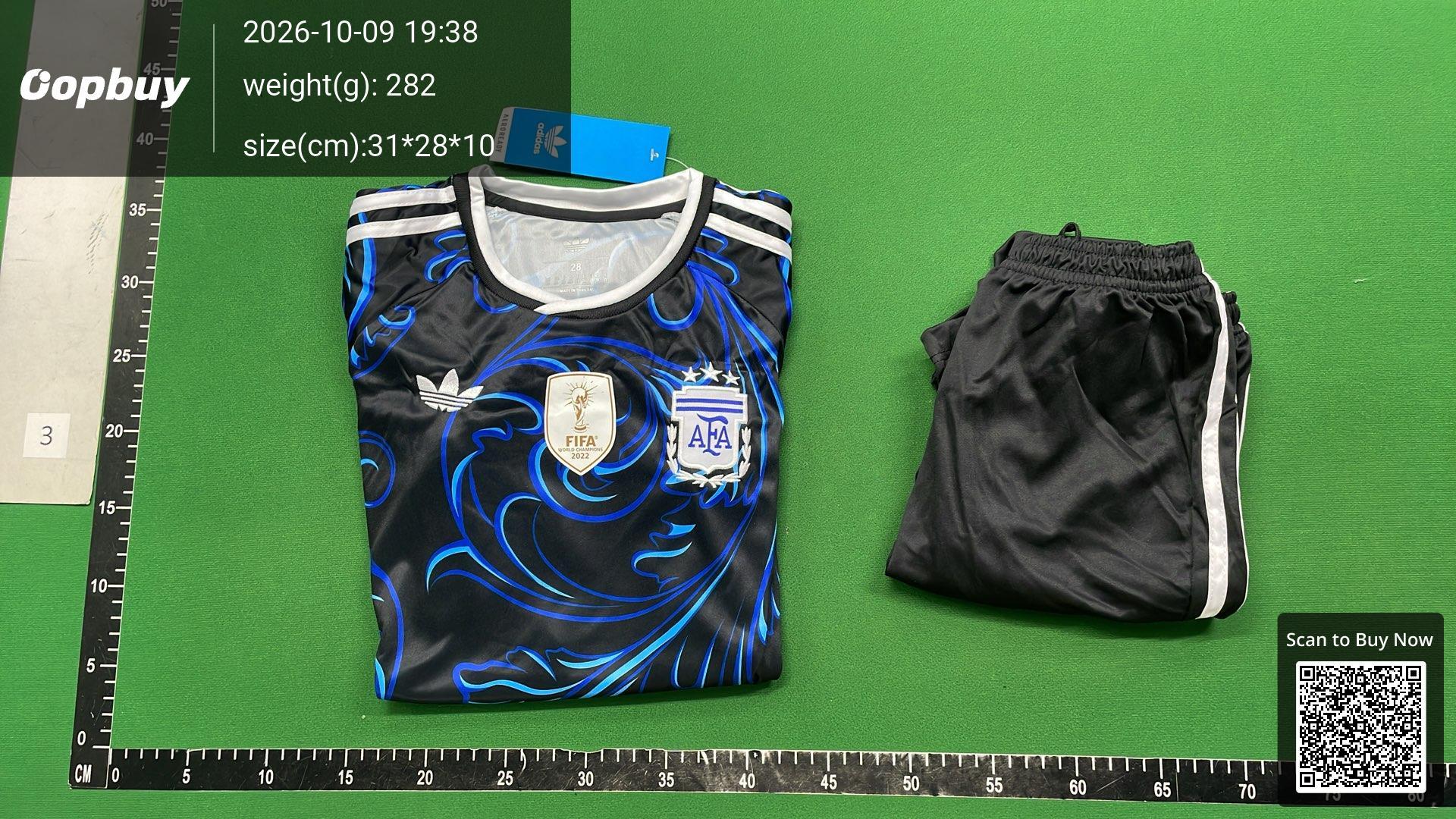 Foto QC 5 de Unbranded Brazil Kids Soccer Jersey Set 2-Piece Black