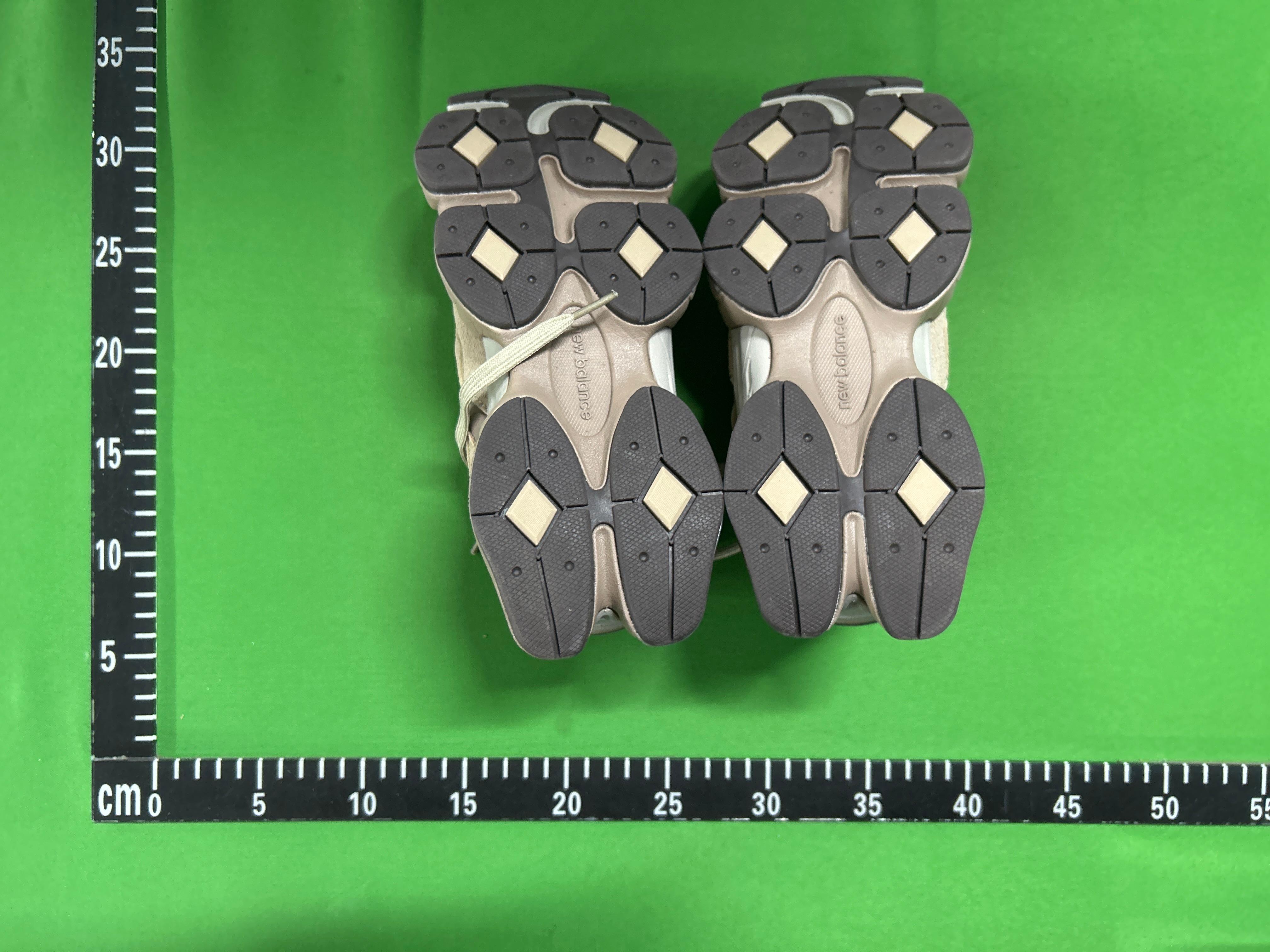 Foto QC 6 de New Balance 9060 Bricks & Wood Nothing Changed but the Address U9060BW1