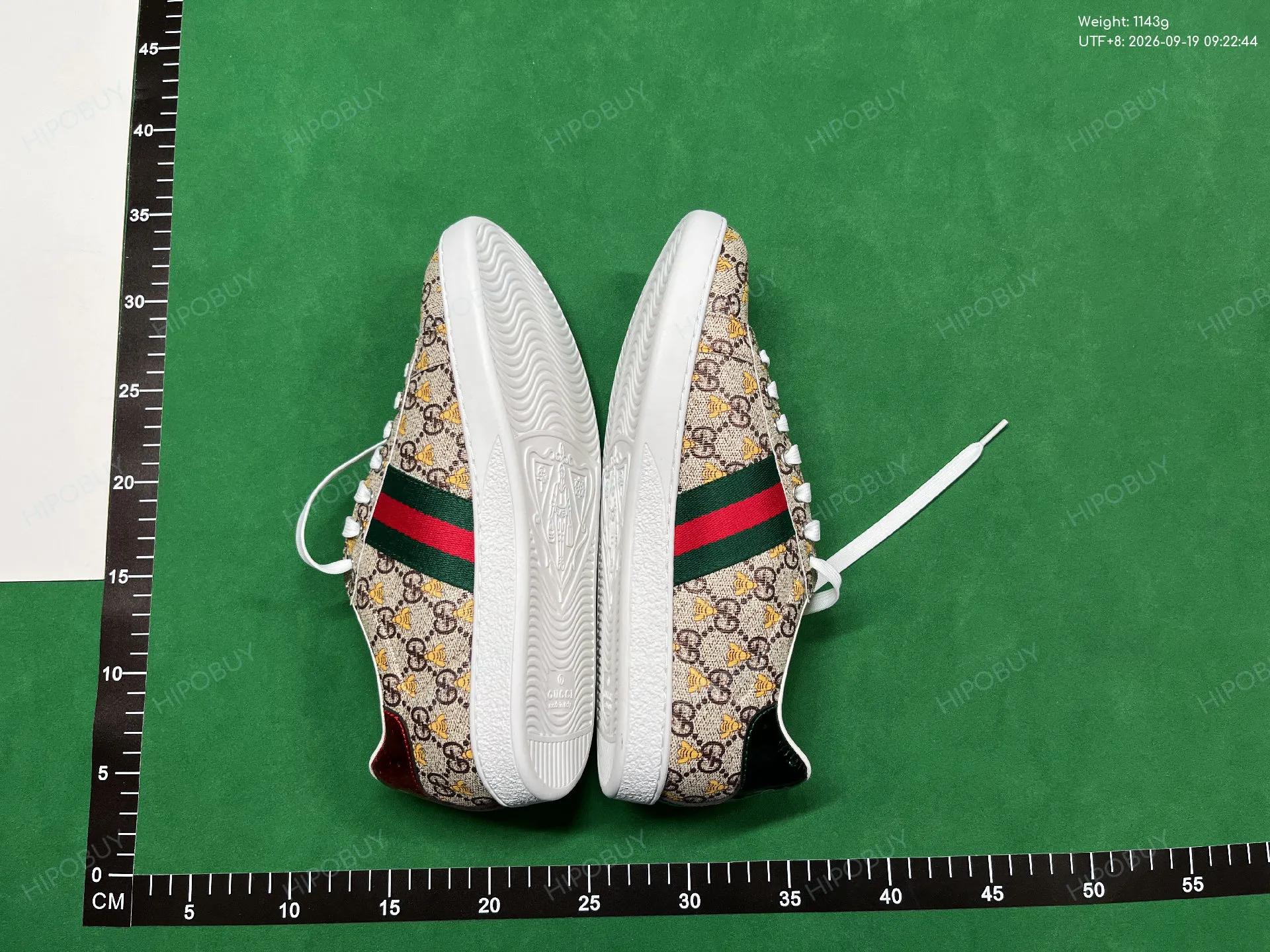 Foto QC 4 de Gucci Ace Low GG Supreme Bee