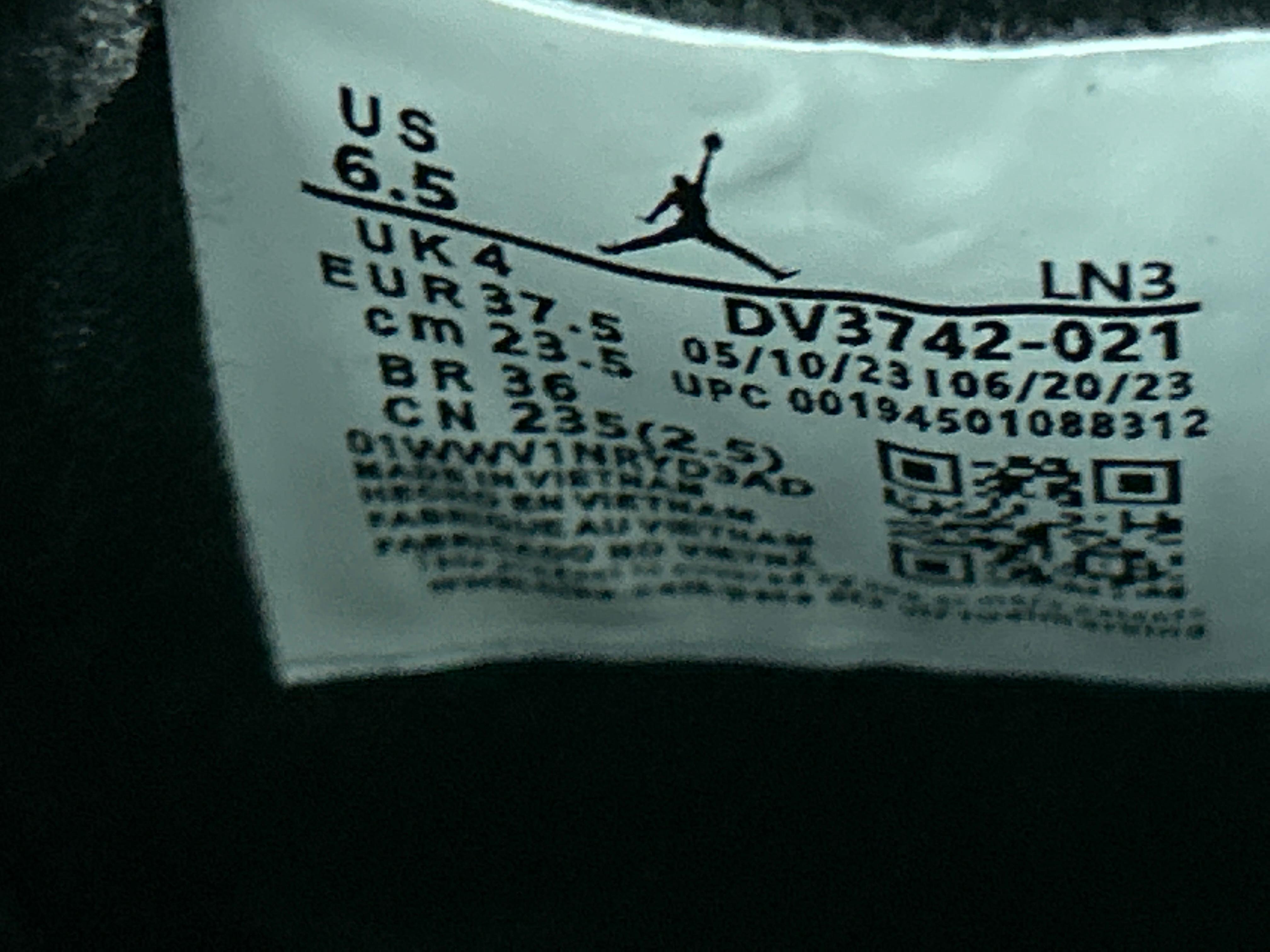 Foto QC 7 de Jordan 4 Retro Black Cat CU1110-010