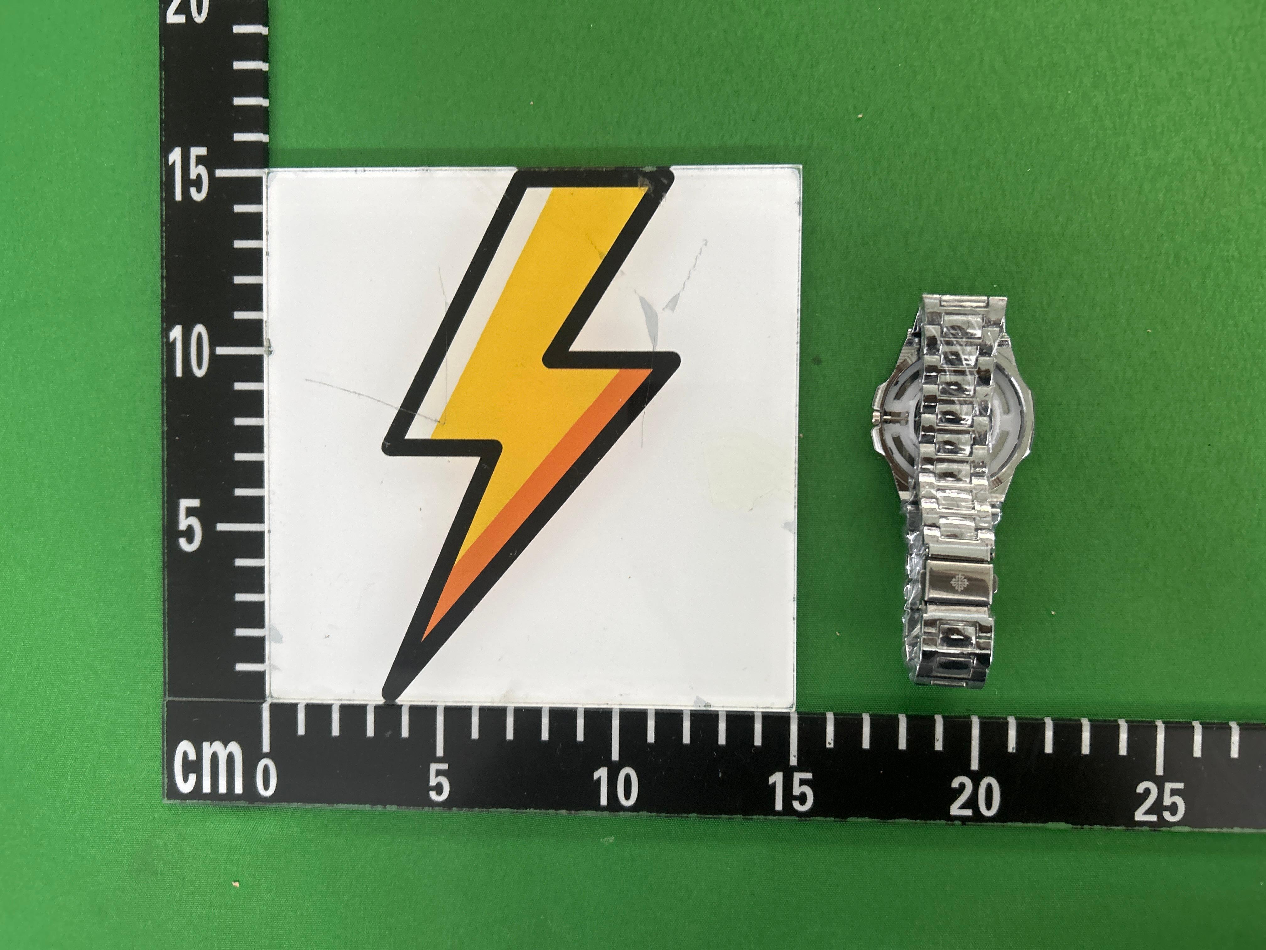 Foto QC 4 de Rolex Oyster Perpetual Land-Dweller 127336