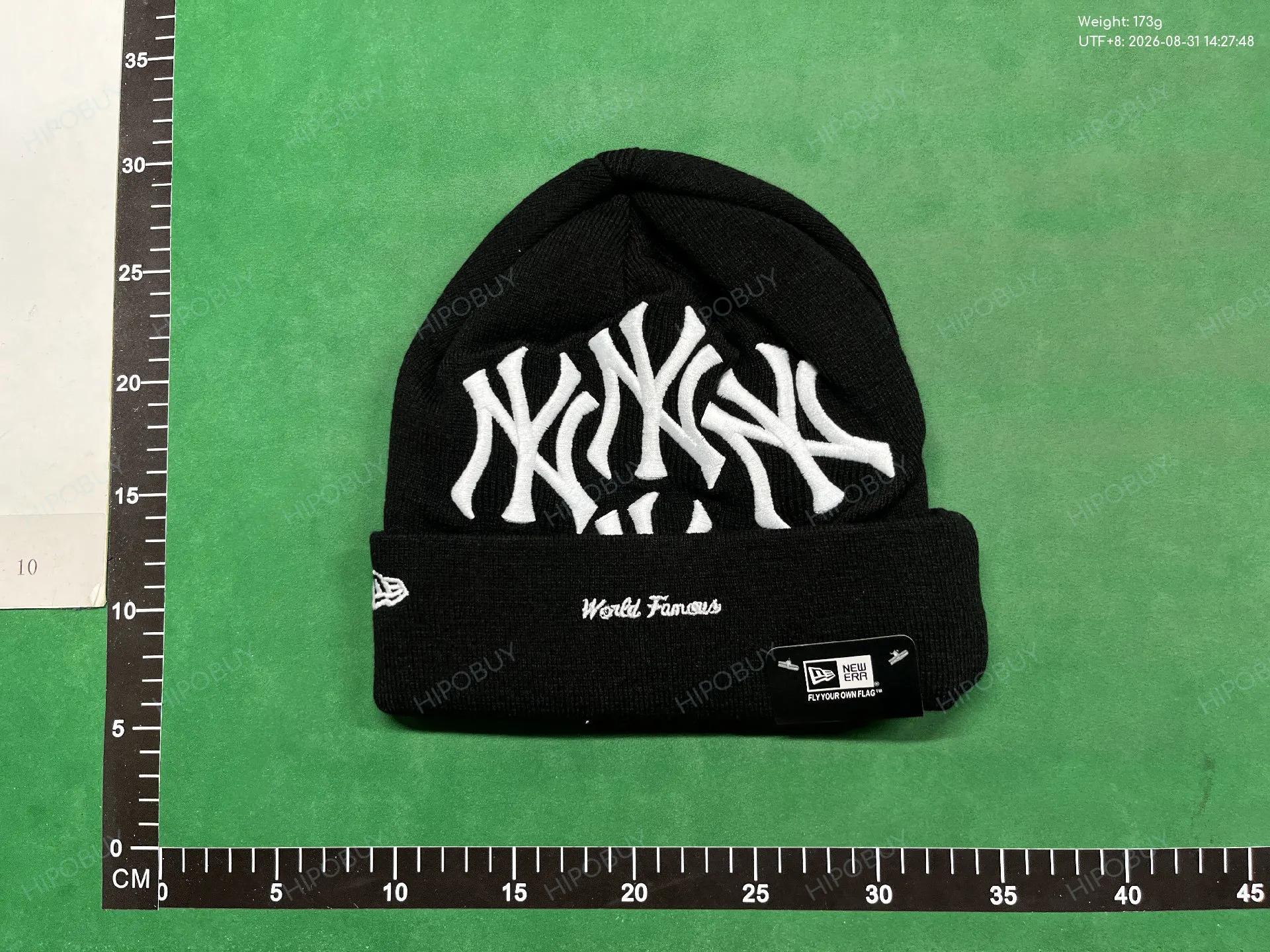 Foto QC 6 de Supreme New Era New York Yankees Box Logo Beanie Black