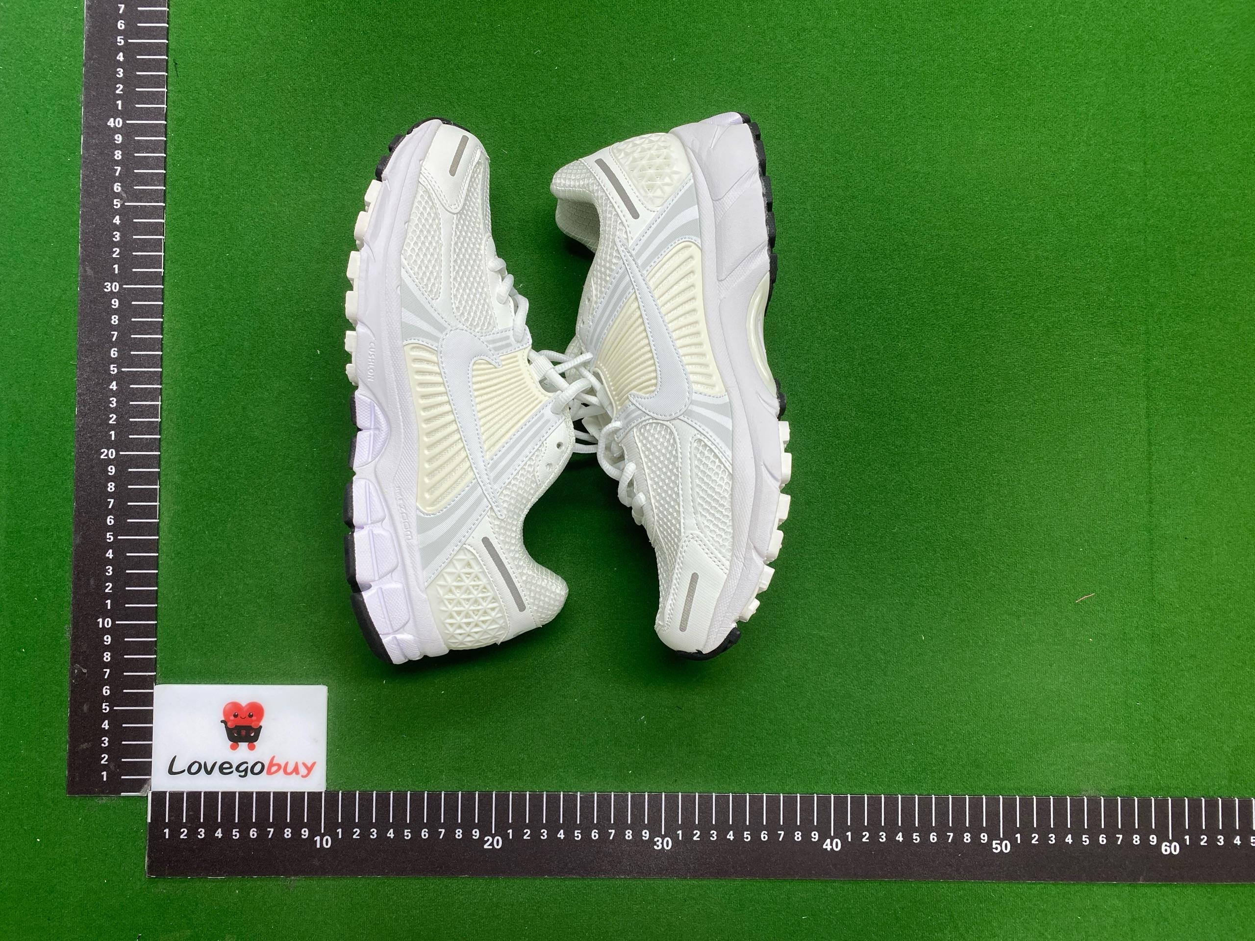 Foto QC 6 de Nike Zoom Vomero 5 SP White Metallic Silver FJ1910-100