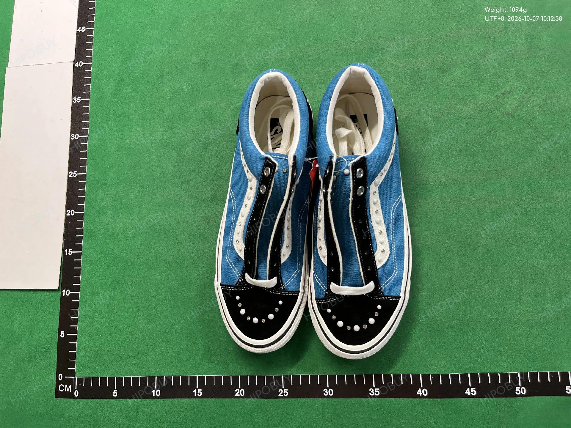 Foto QC 6 de Vans Knu Skool Black White VN0009QC65BT1
