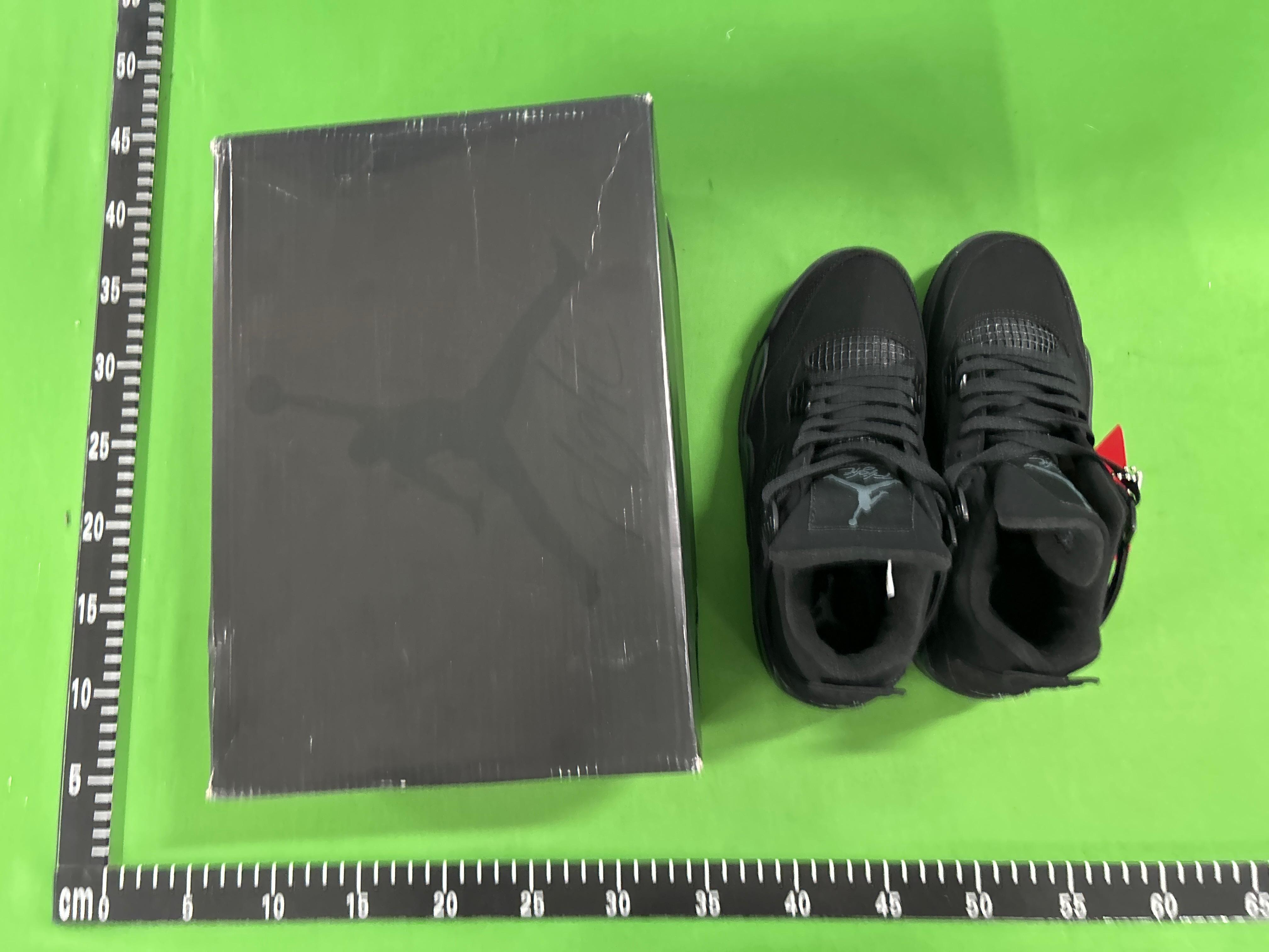 Foto QC 2 de Jordan 4 Retro Black Cat CU1110-010