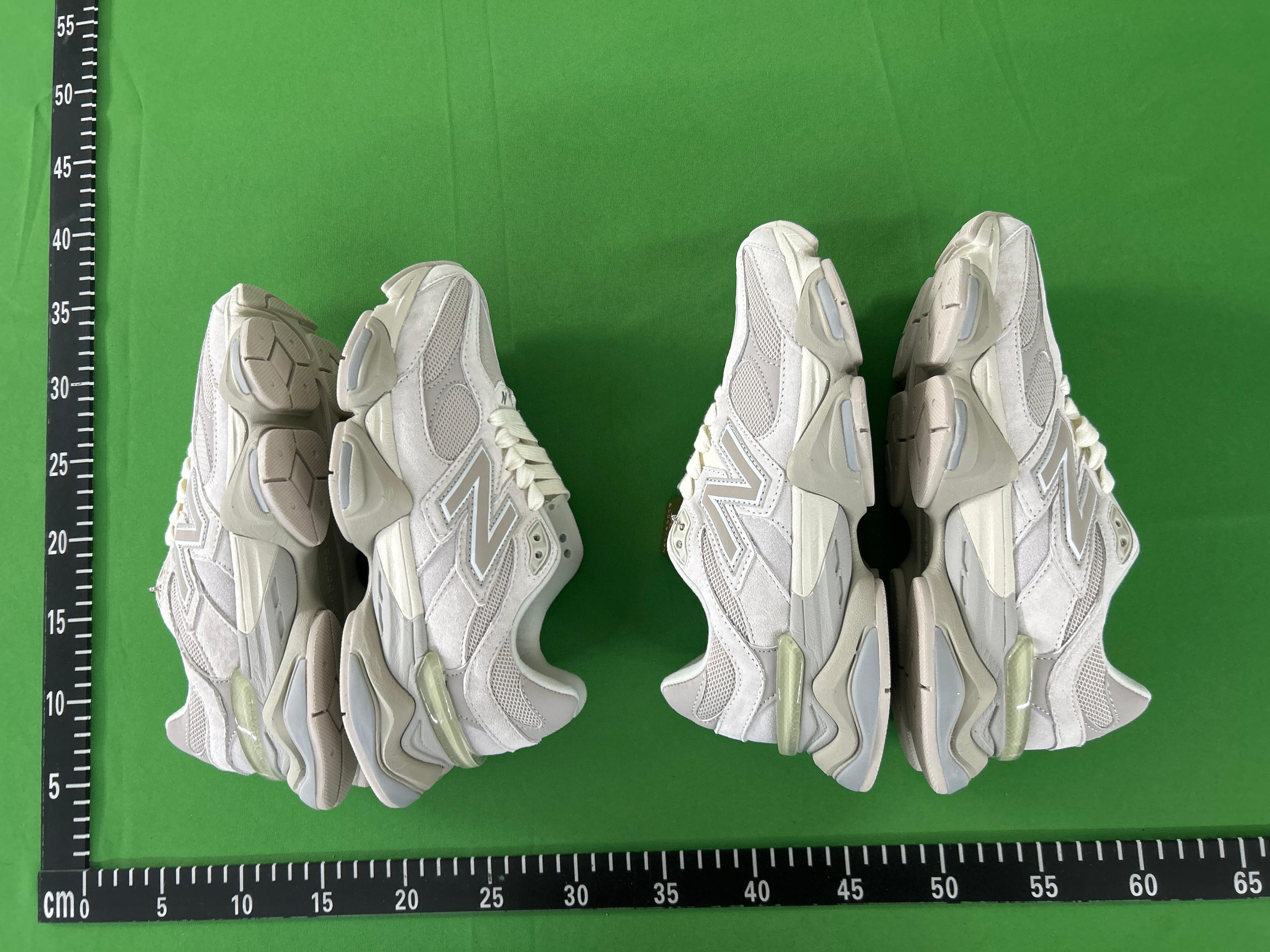 Foto QC 5 de New Balance 9060 Low Triple White U9060NRJ