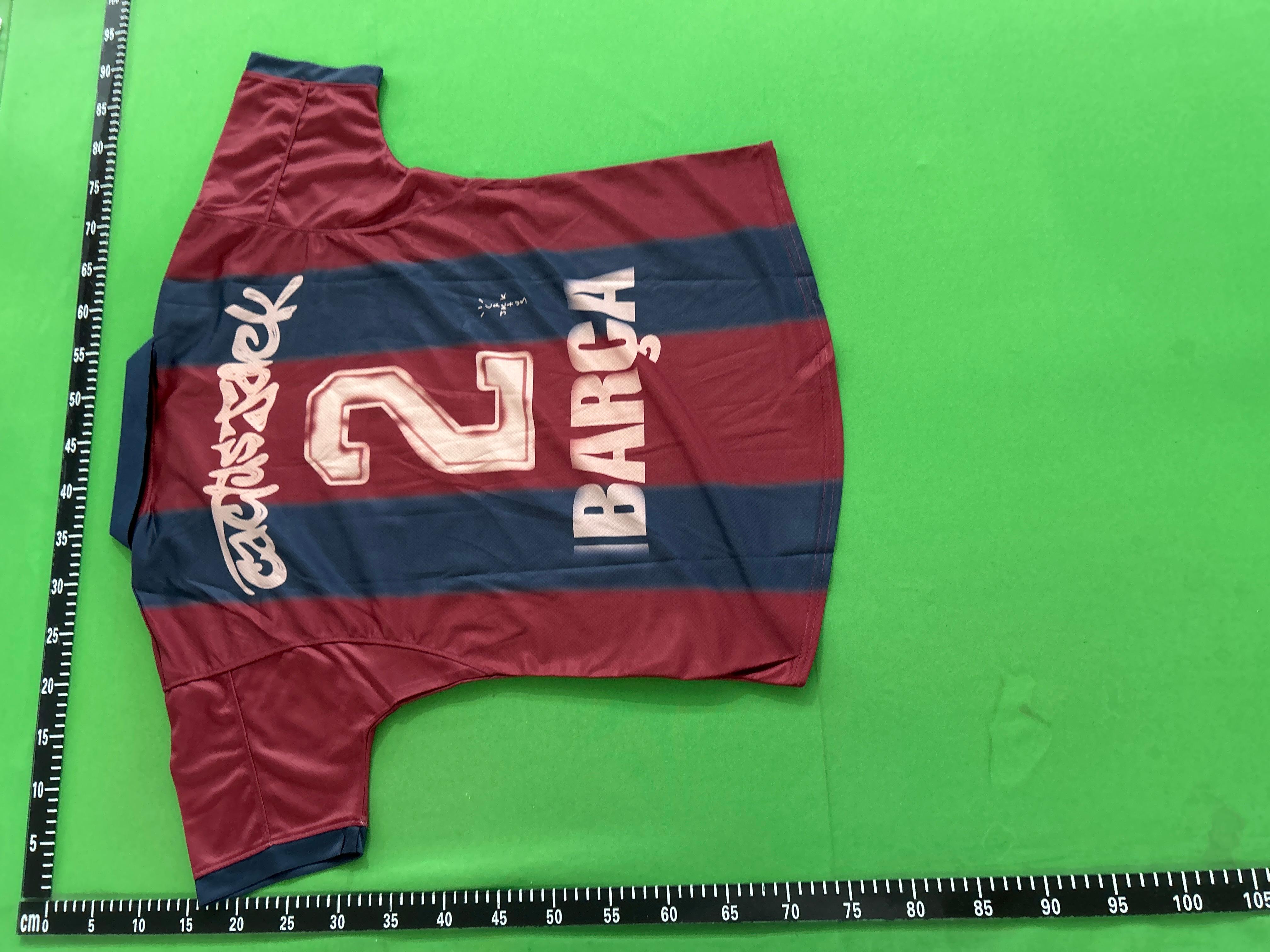 Foto QC 4 de Cactus Jack x Nike x FC Barcelona Retro 2000/01 Home Jersey Multicolor
