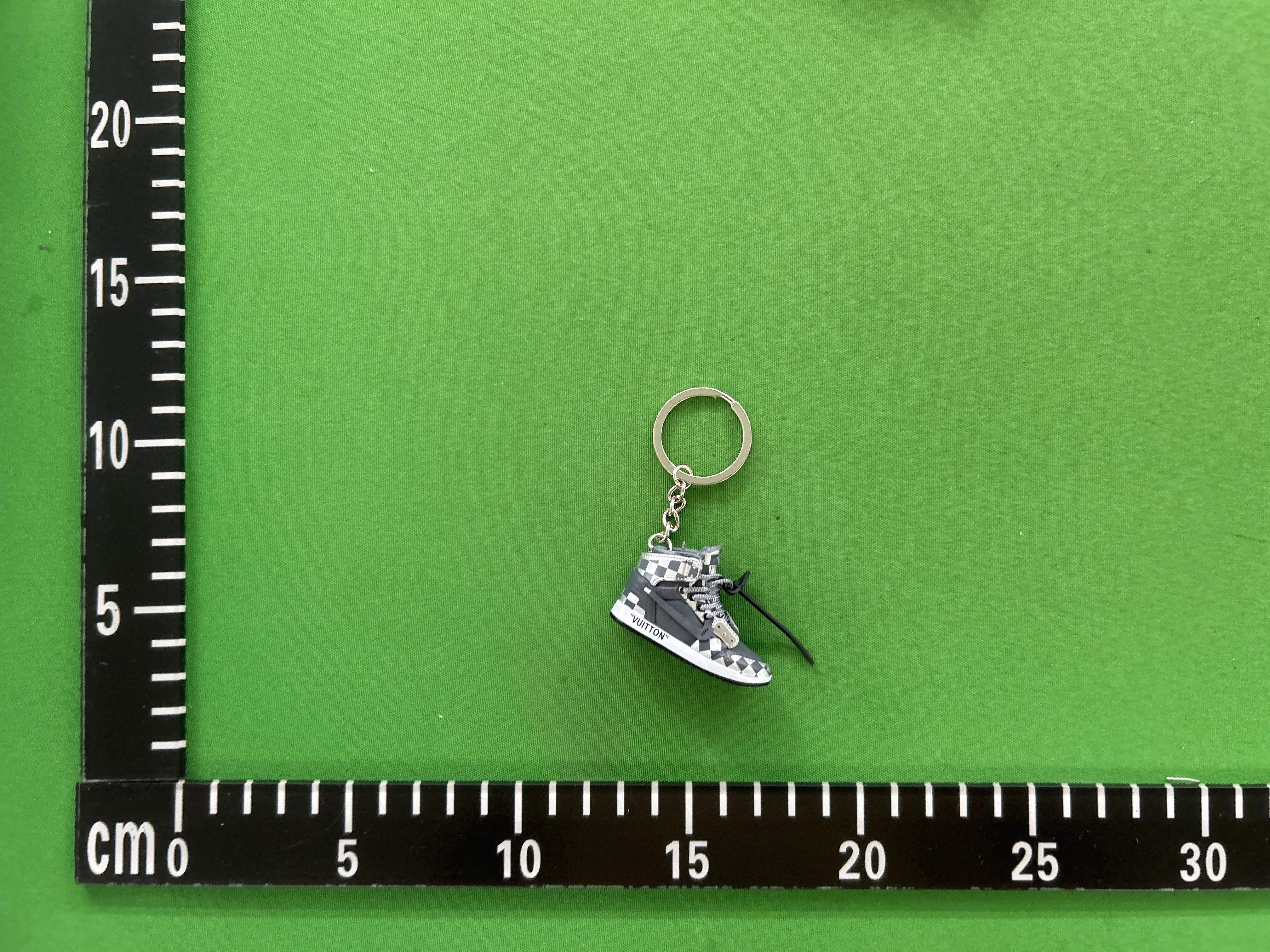 Foto QC 4 de Nike AJ Dunk Kobe 3D Mini Shoe Model Blind Box Series Resin Figure Keychain