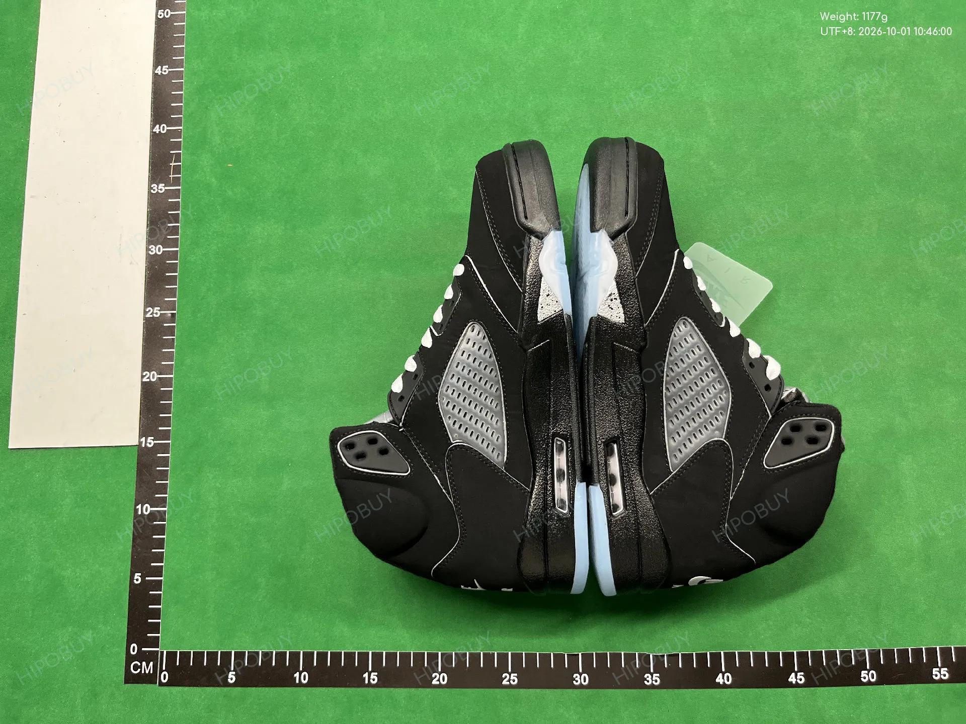 Foto QC 4 de Jordan 5 Retro SE Black Cat FZ2239-001