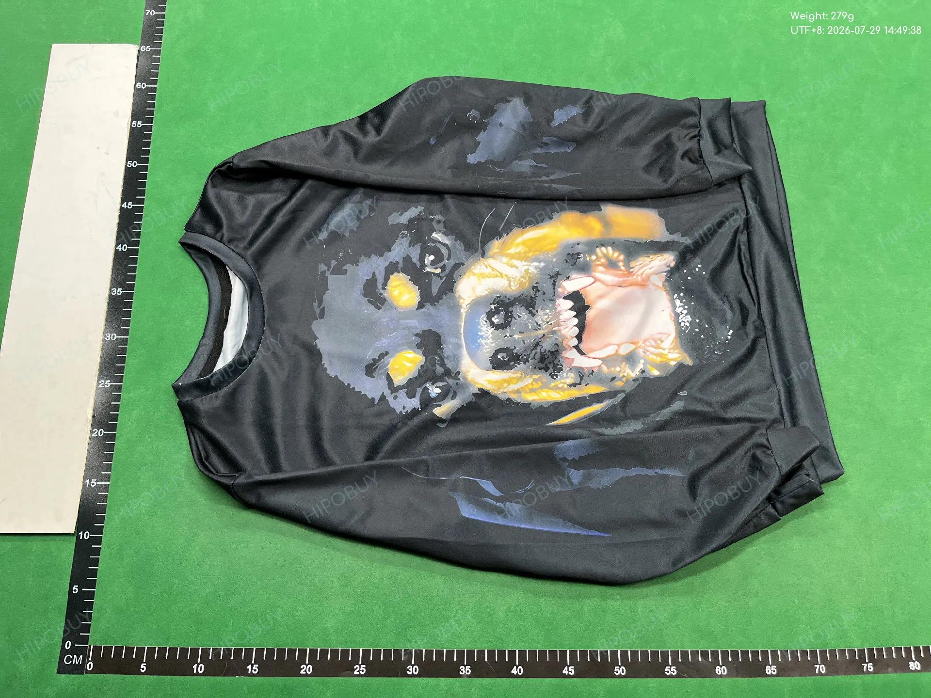 Foto QC 2 de West Point Snail Dog Head Graphic Cotton Crewneck Sweater Black