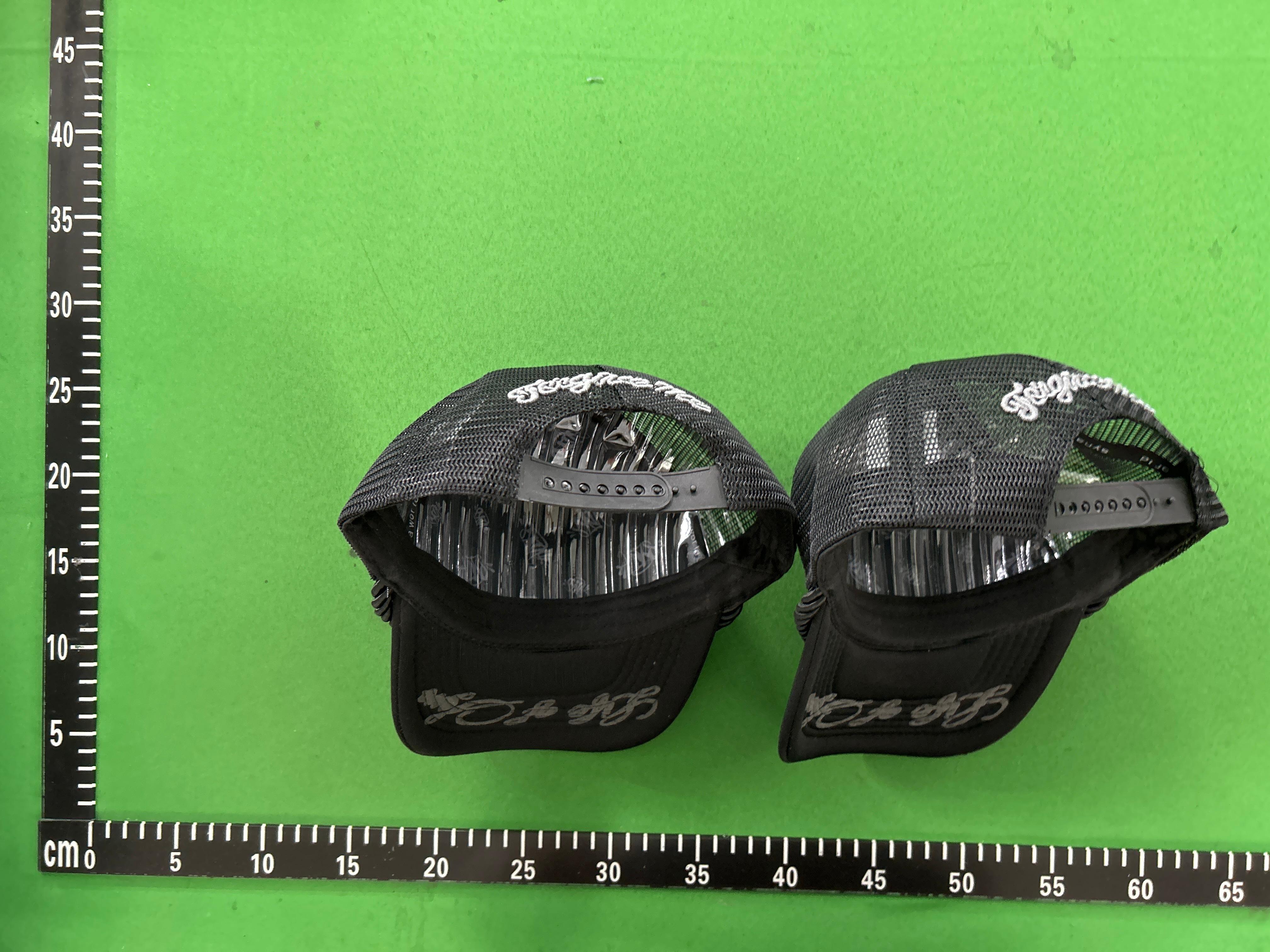 Foto QC 6 de Generic Graffiti Foam Trucker Cap Black