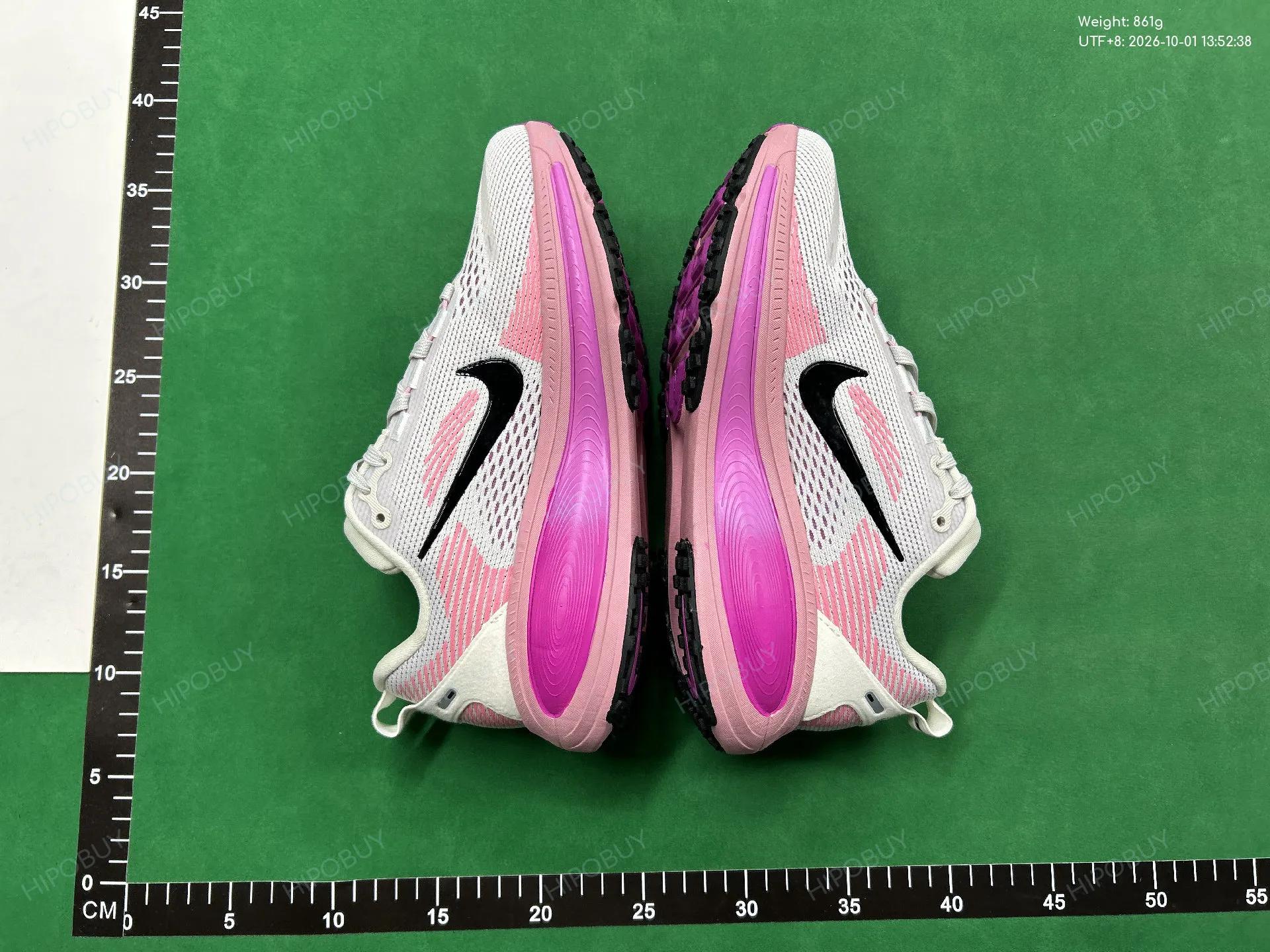 Foto QC 4 de Nike Vomero 18 Summit White Coconut Milk HM6804-101
