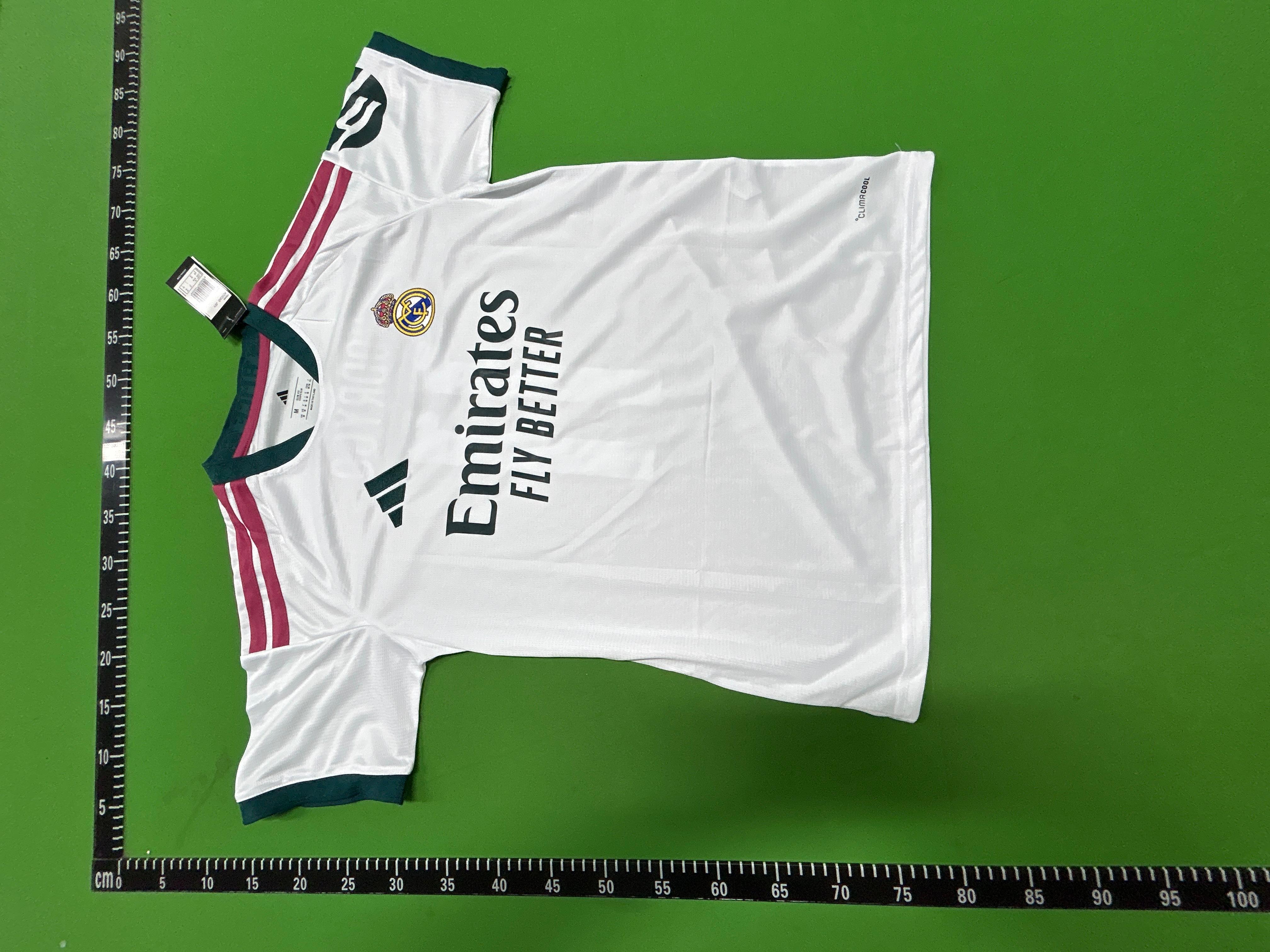 Foto QC 8 de Real Madrid x adidas 2026/27 Third Jersey Pink