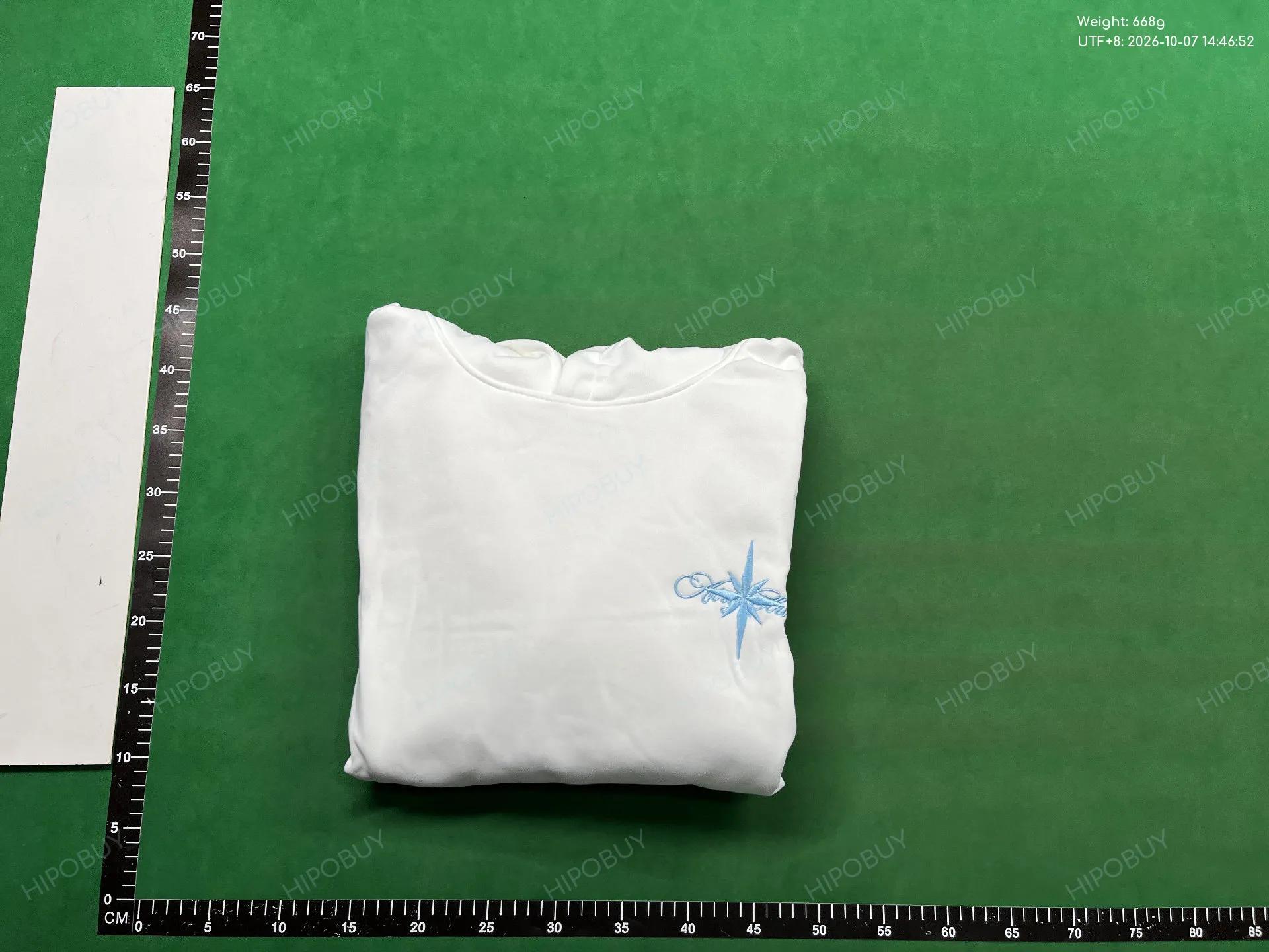 Foto QC 8 de Syna Hoodie Logo Star Embroidery Grey White