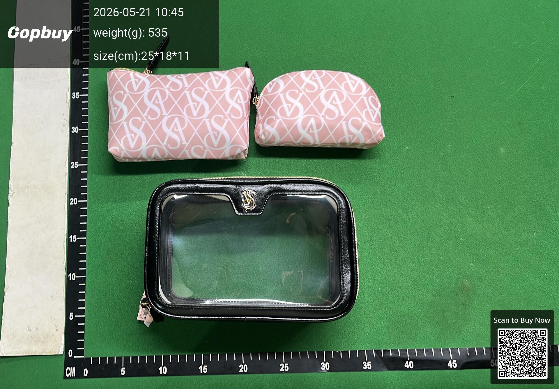 Foto QC 5 de Victoria's Secret Cosmetic Bag Set Pink Logo