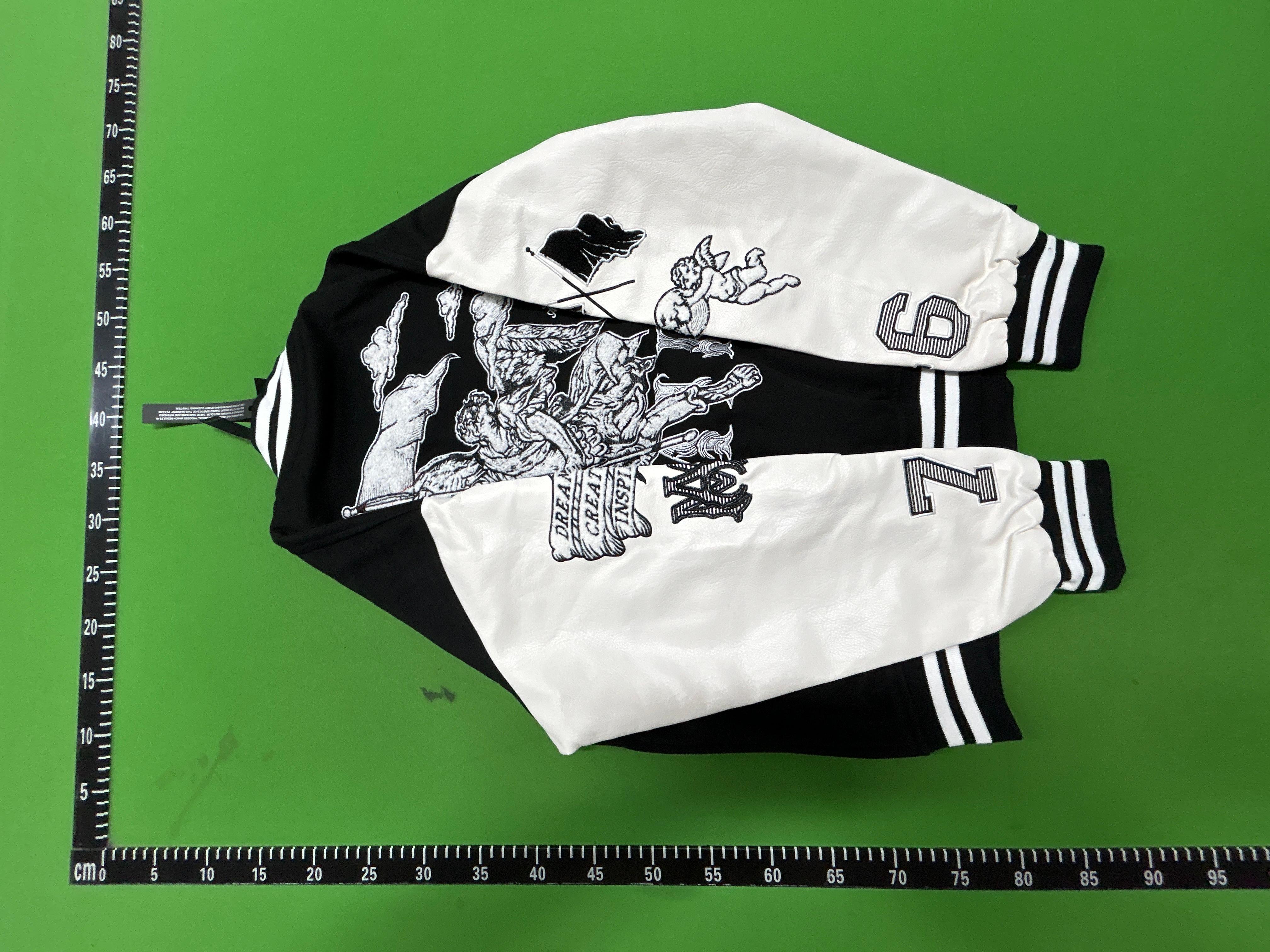 Foto QC 8 de Amiri Bones Varsity Jacket Wool Blend Alabaster