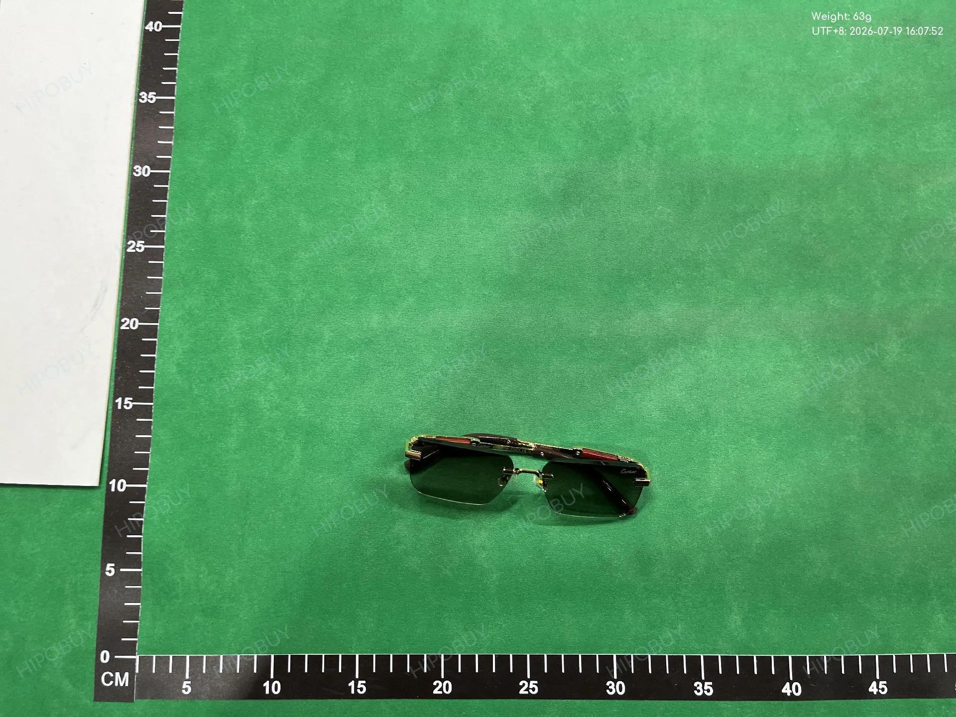 Foto QC 1 de Cartier Square Rimless Metal Sunglasses Gold Blue Yellow Gradient (017)